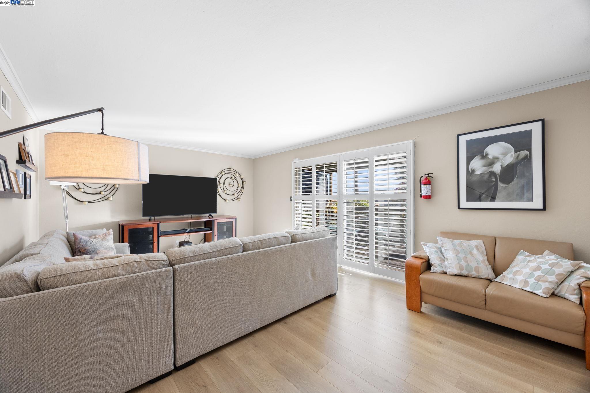 Detail Gallery Image 30 of 59 For 2461 Trenton Dr, San Bruno,  CA 94066 - 3 Beds | 2 Baths