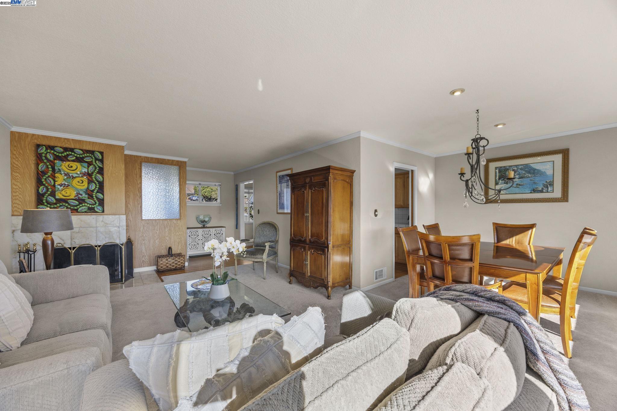 Detail Gallery Image 10 of 59 For 2461 Trenton Dr, San Bruno,  CA 94066 - 3 Beds | 2 Baths