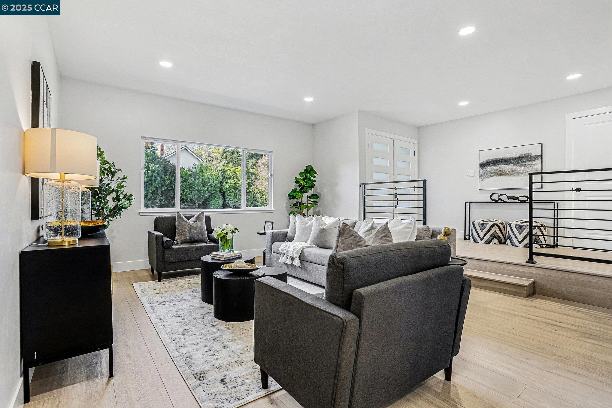 Detail Gallery Image 11 of 37 For 1053 Arkell Rd, Walnut Creek,  CA 94598 - 4 Beds | 2 Baths