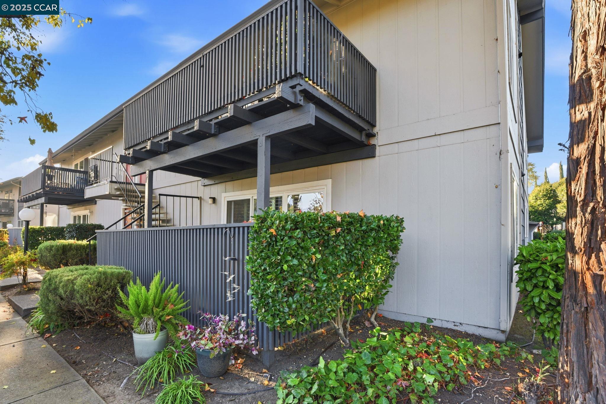 Photo #2: 41119098 Listing: Photo #2