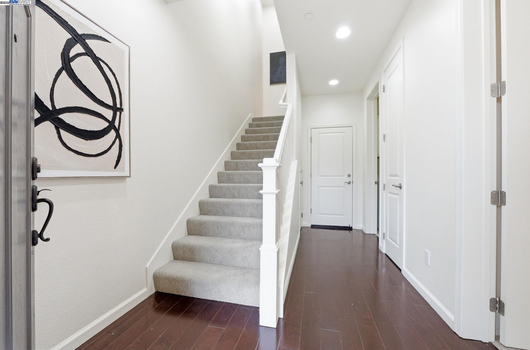 Photo #3: 41119101 Listing: Photo #3