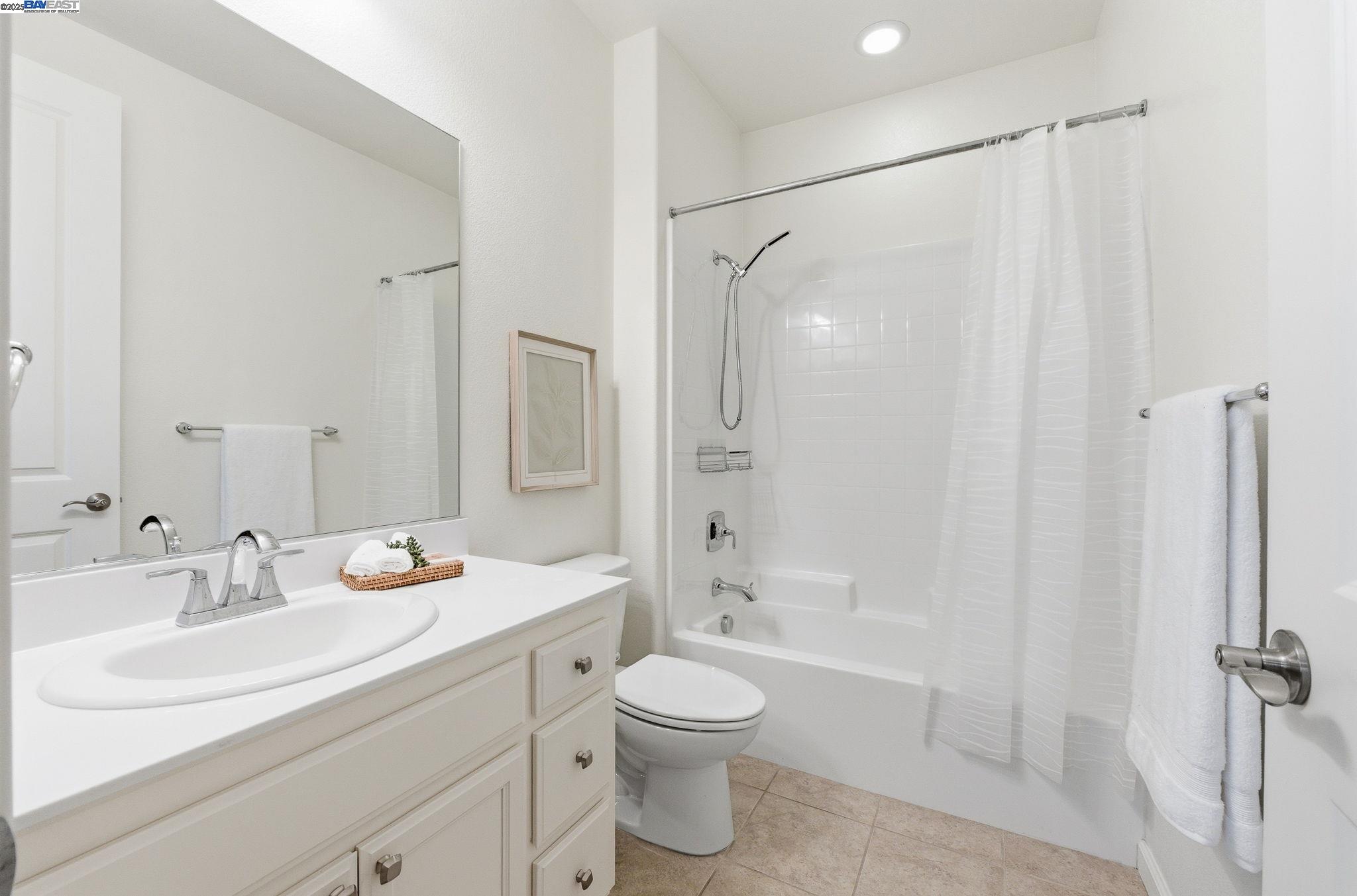 Photo #8: 41119101 Listing: Photo #8