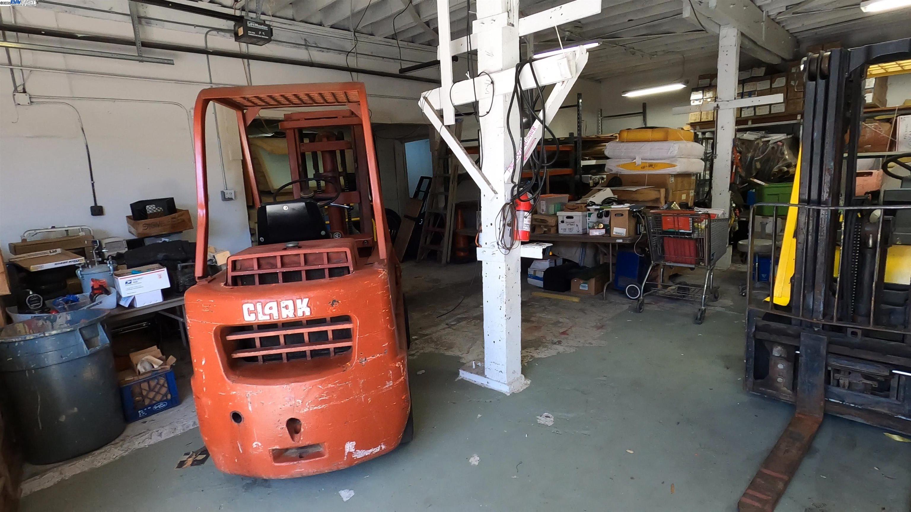 Detail Gallery Image 14 of 20 For 812 Lisbon Ave, Oakland,  CA 94601 - – Beds | – Baths