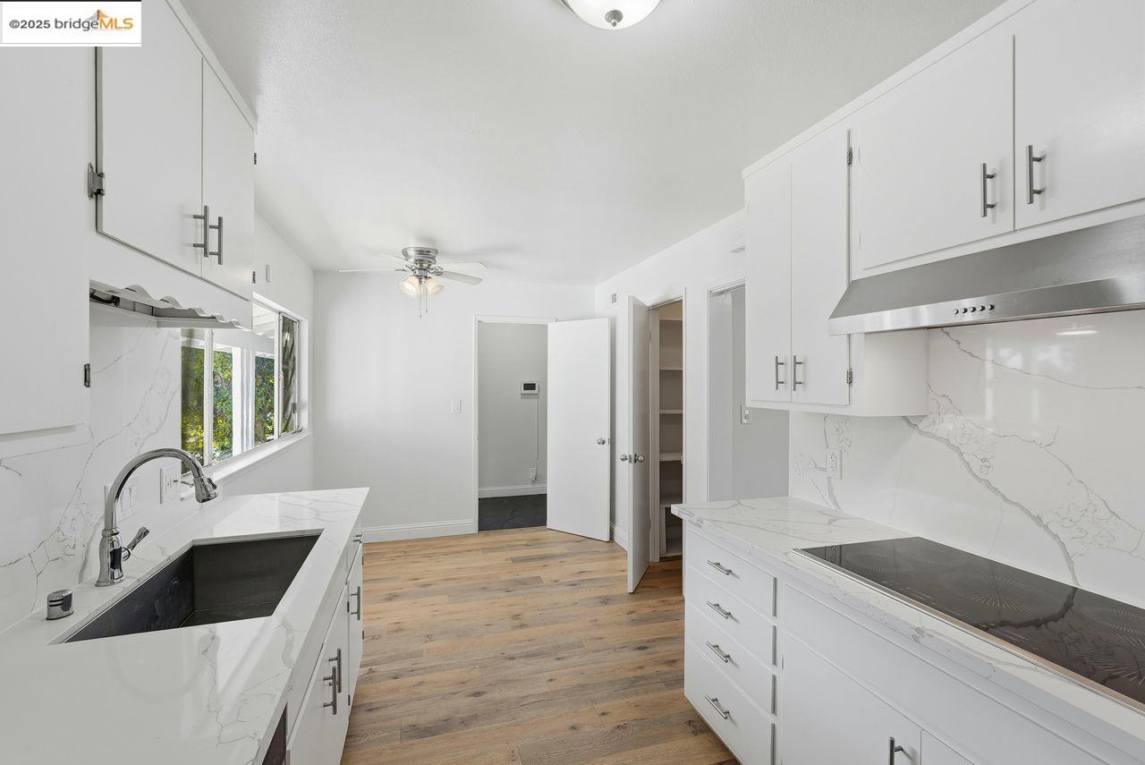 Detail Gallery Image 11 of 38 For 620 Chevy Chase Way, Hayward,  CA 94544 - 4 Beds | 2 Baths