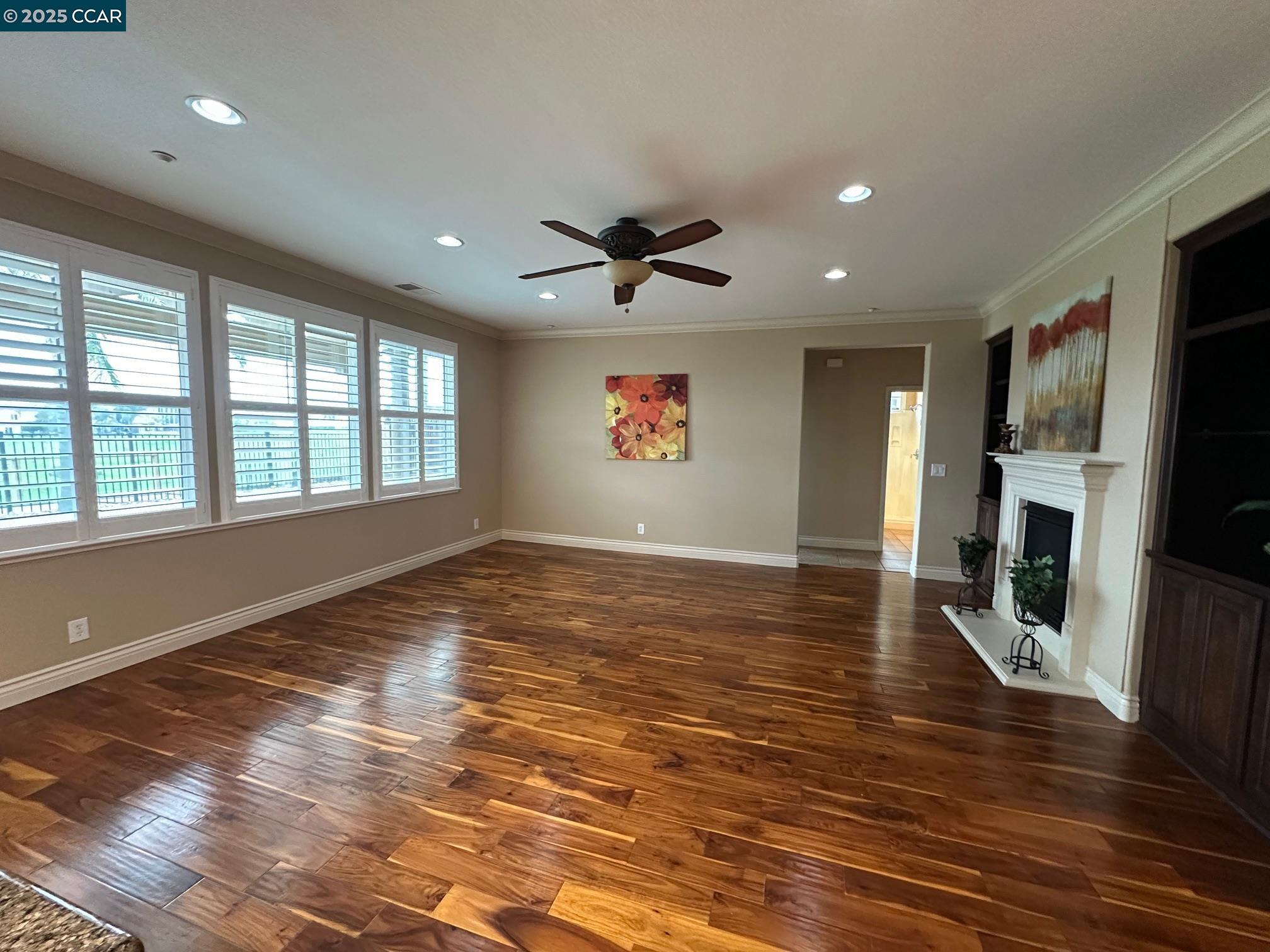 Detail Gallery Image 13 of 34 For 228 Mountain View Dr, Brentwood,  CA 94513 - 5 Beds | 3 Baths