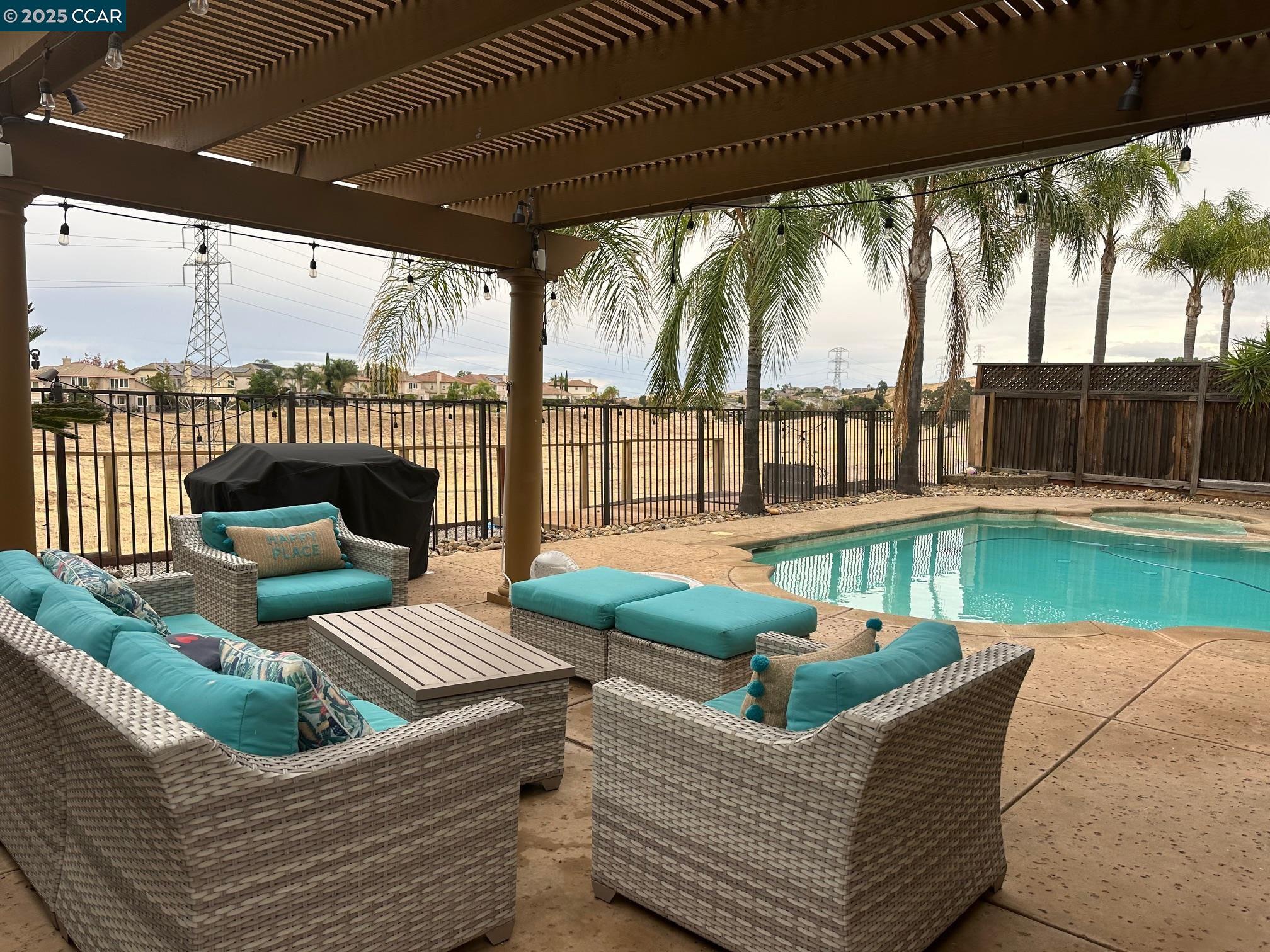 Detail Gallery Image 26 of 34 For 228 Mountain View Dr, Brentwood,  CA 94513 - 5 Beds | 3 Baths