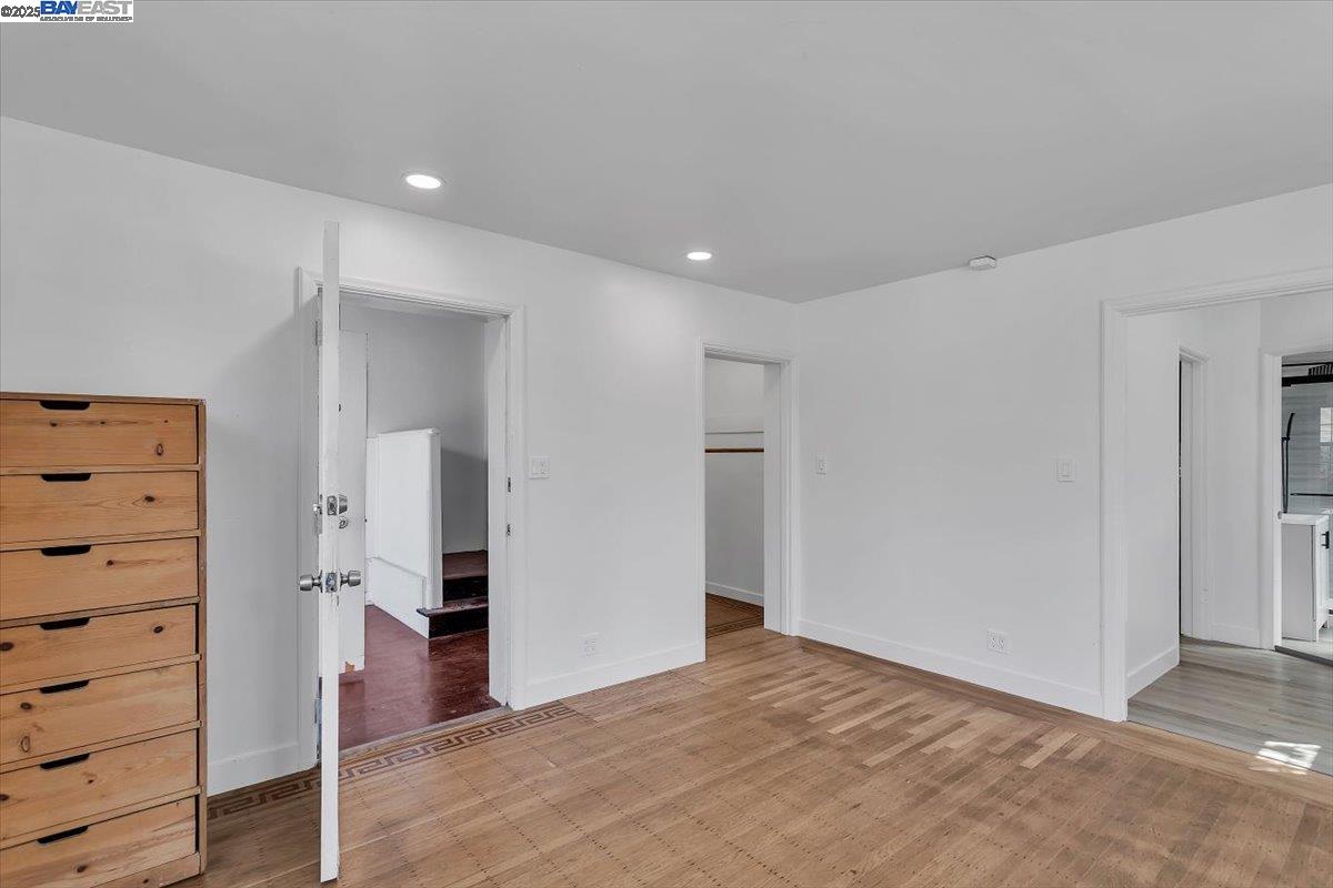 Detail Gallery Image 17 of 37 For 3300 Harrison St, Oakland,  CA 94611 - – Beds | – Baths