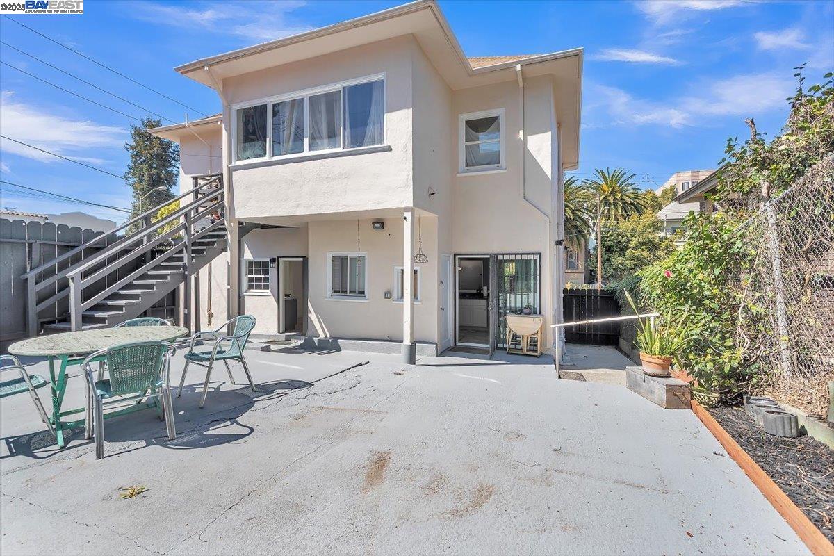 Detail Gallery Image 29 of 37 For 3300 Harrison St, Oakland,  CA 94611 - – Beds | – Baths