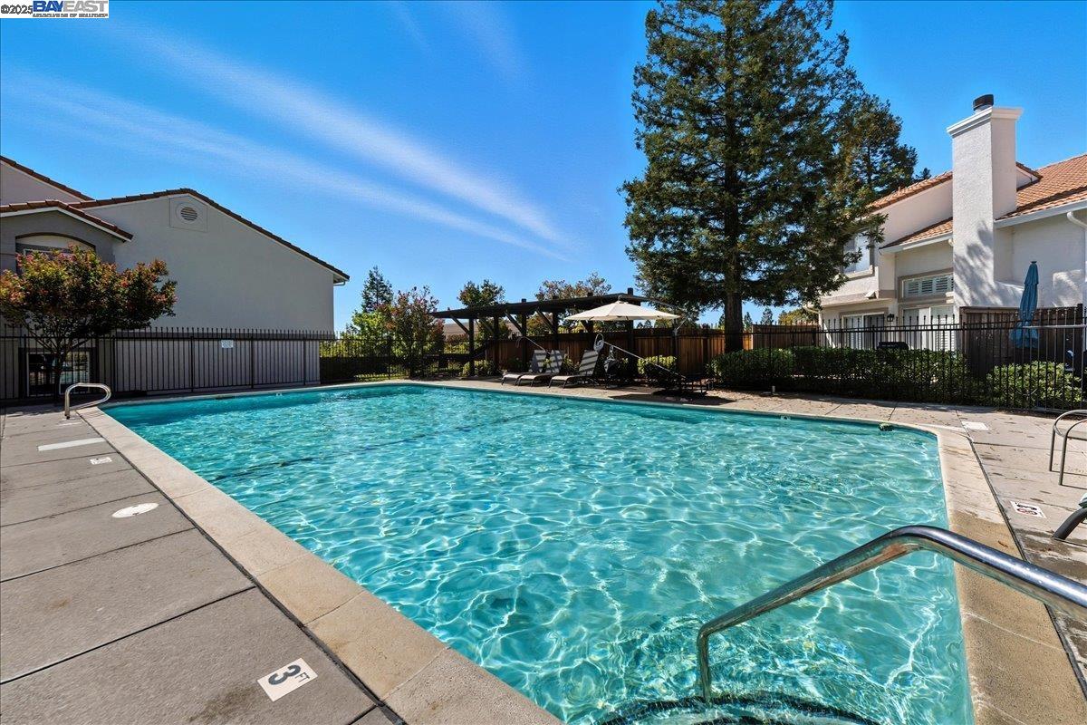 Detail Gallery Image 28 of 30 For 313 Camino Arroyo E, Danville,  CA 94506 - 3 Beds | 2/1 Baths