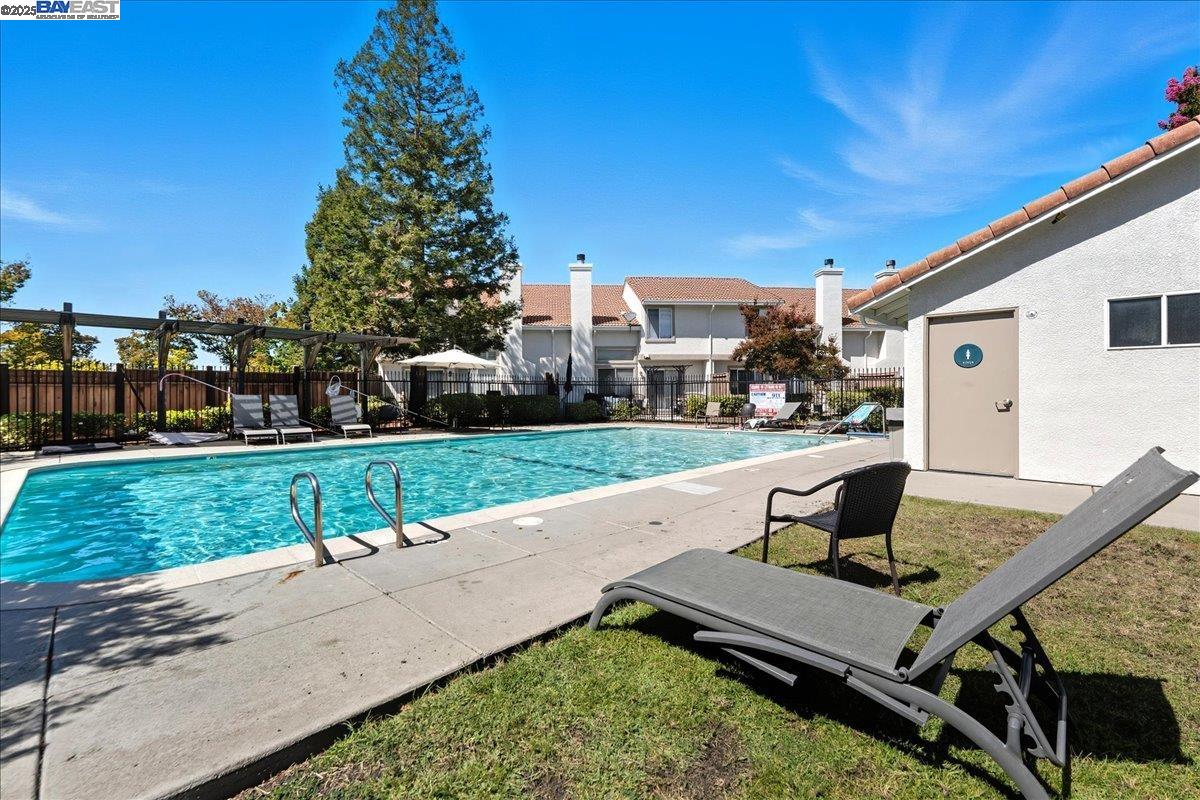 Detail Gallery Image 29 of 30 For 313 Camino Arroyo E, Danville,  CA 94506 - 3 Beds | 2/1 Baths