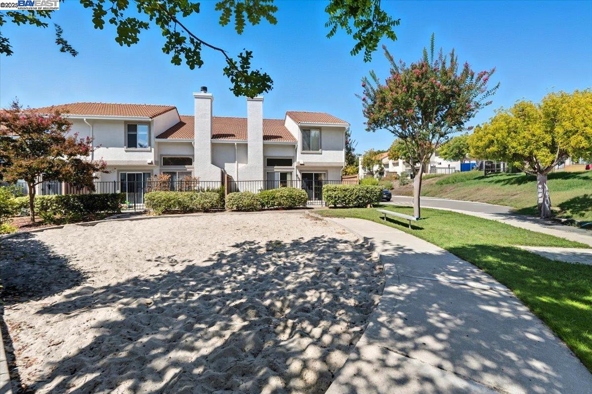 Detail Gallery Image 30 of 30 For 313 Camino Arroyo E, Danville,  CA 94506 - 3 Beds | 2/1 Baths