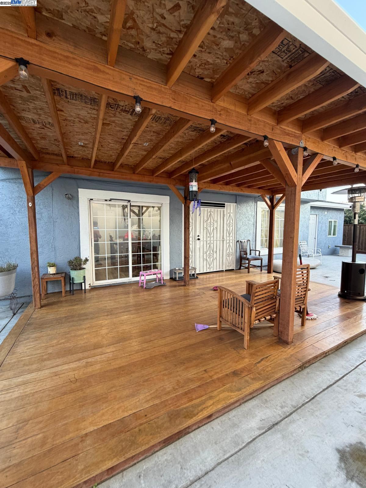 Detail Gallery Image 17 of 20 For 250 S 47th St, Richmond,  CA 94804 - 3 Beds | 2/1 Baths