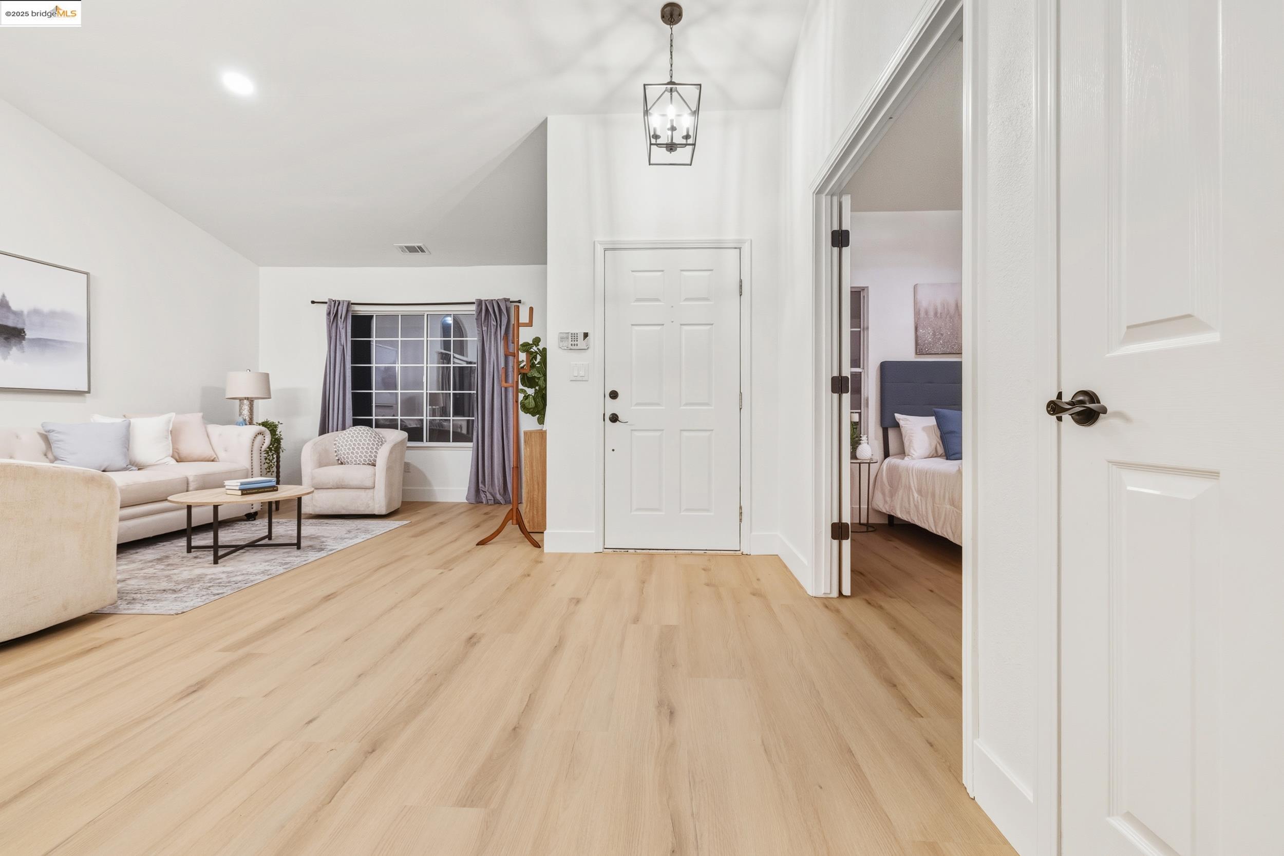 Detail Gallery Image 7 of 53 For 5213 San Paulo Dr, Salida,  CA 95368 - 4 Beds | 2 Baths