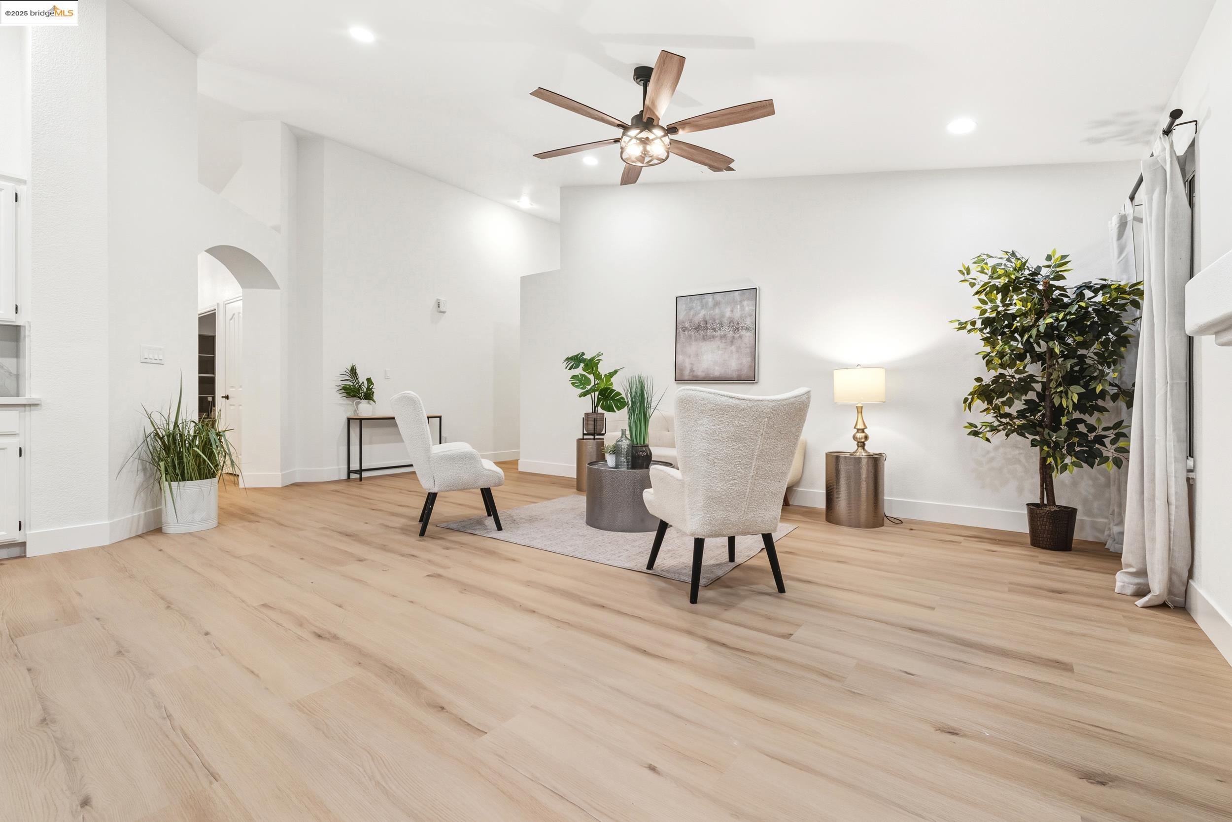 Detail Gallery Image 10 of 53 For 5213 San Paulo Dr, Salida,  CA 95368 - 4 Beds | 2 Baths