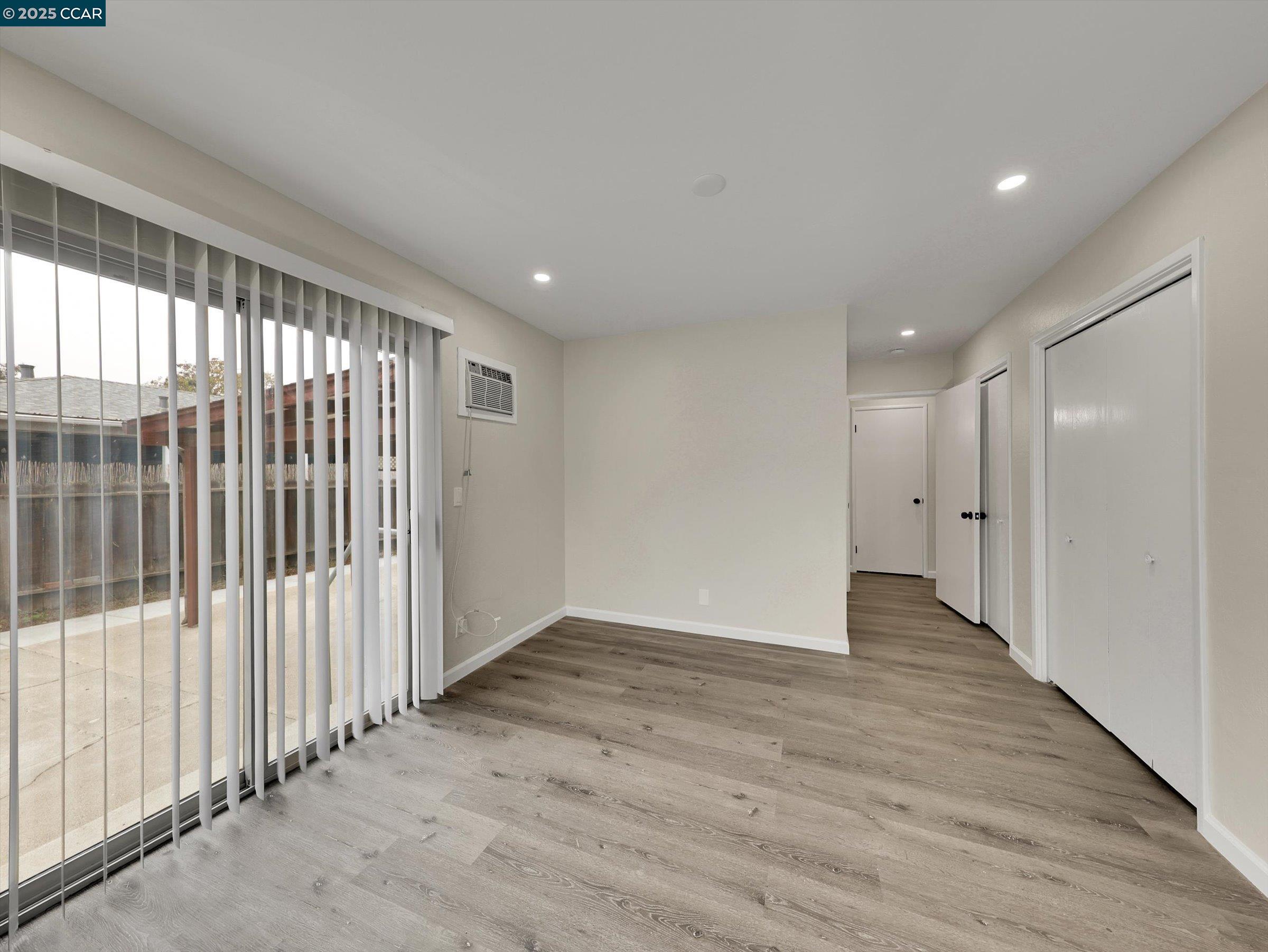 Detail Gallery Image 25 of 55 For 3811 Shasta Cir, Pittsburg,  CA 94565 - 3 Beds | 2 Baths