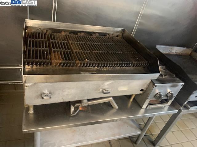 Detail Gallery Image 14 of 32 For 3829 Foothill Blvd, Oakland,  CA 94601 - – Beds | – Baths