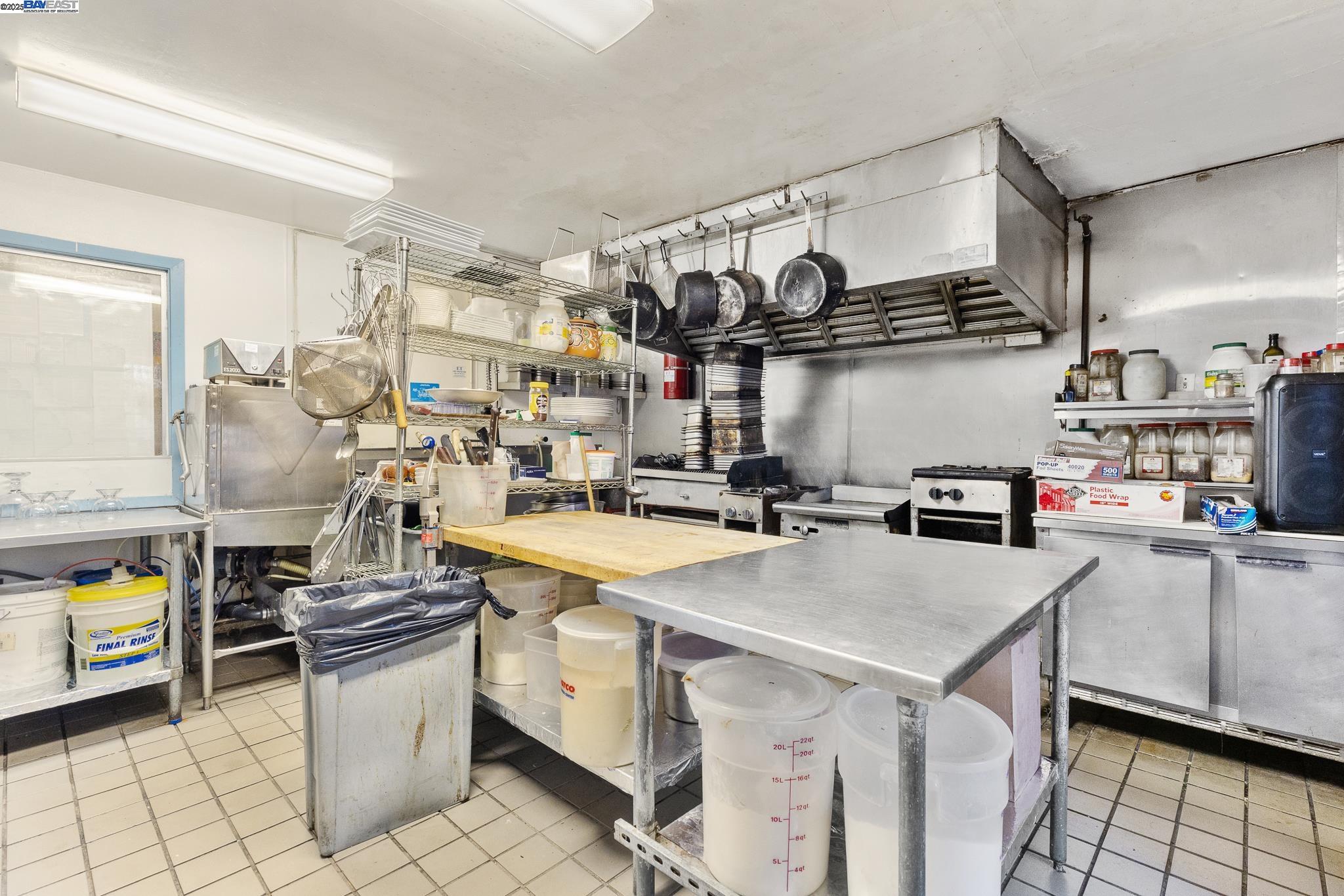 Detail Gallery Image 20 of 32 For 3829 Foothill Blvd, Oakland,  CA 94601 - – Beds | – Baths