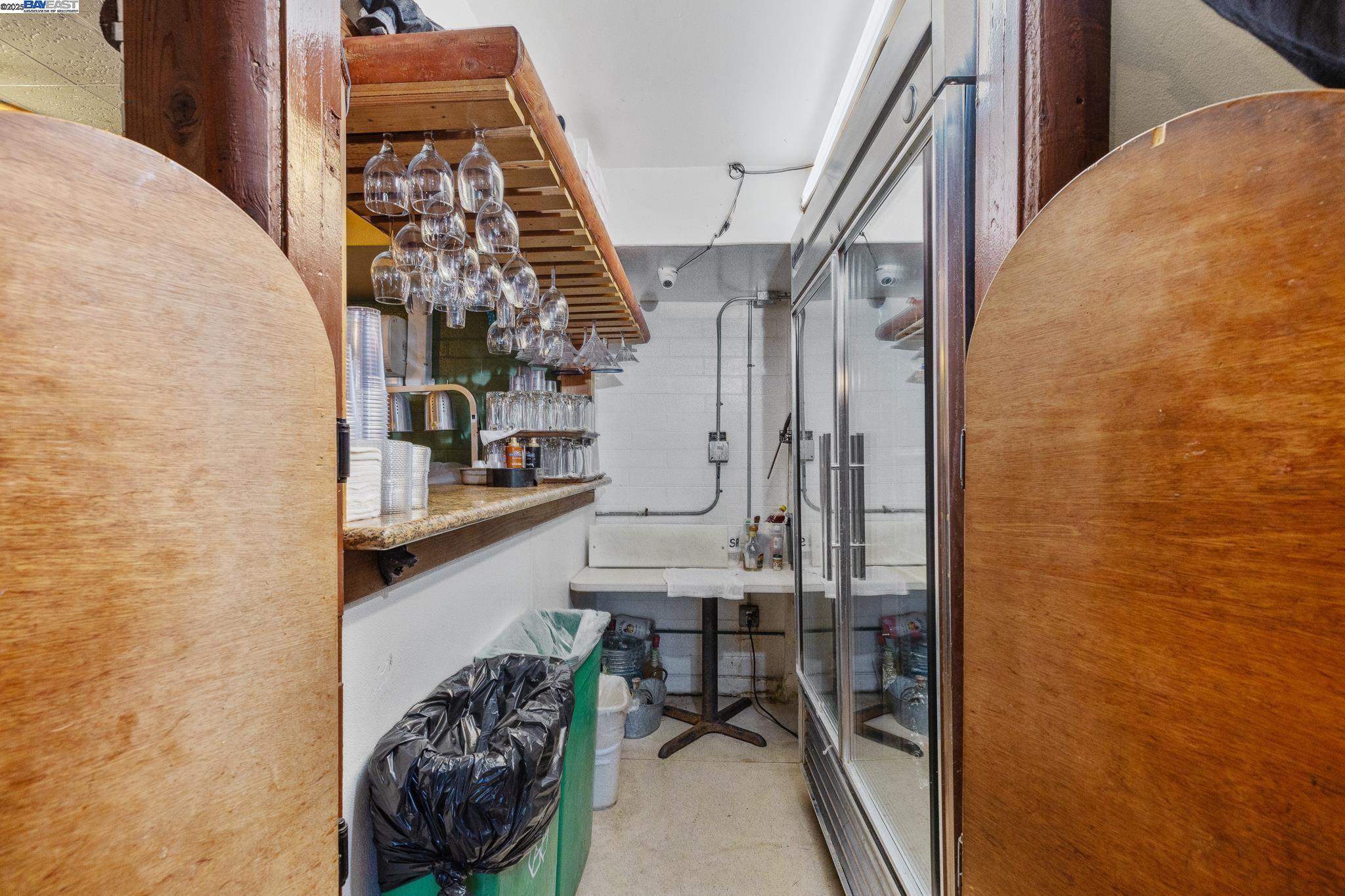 Detail Gallery Image 22 of 32 For 3829 Foothill Blvd, Oakland,  CA 94601 - – Beds | – Baths