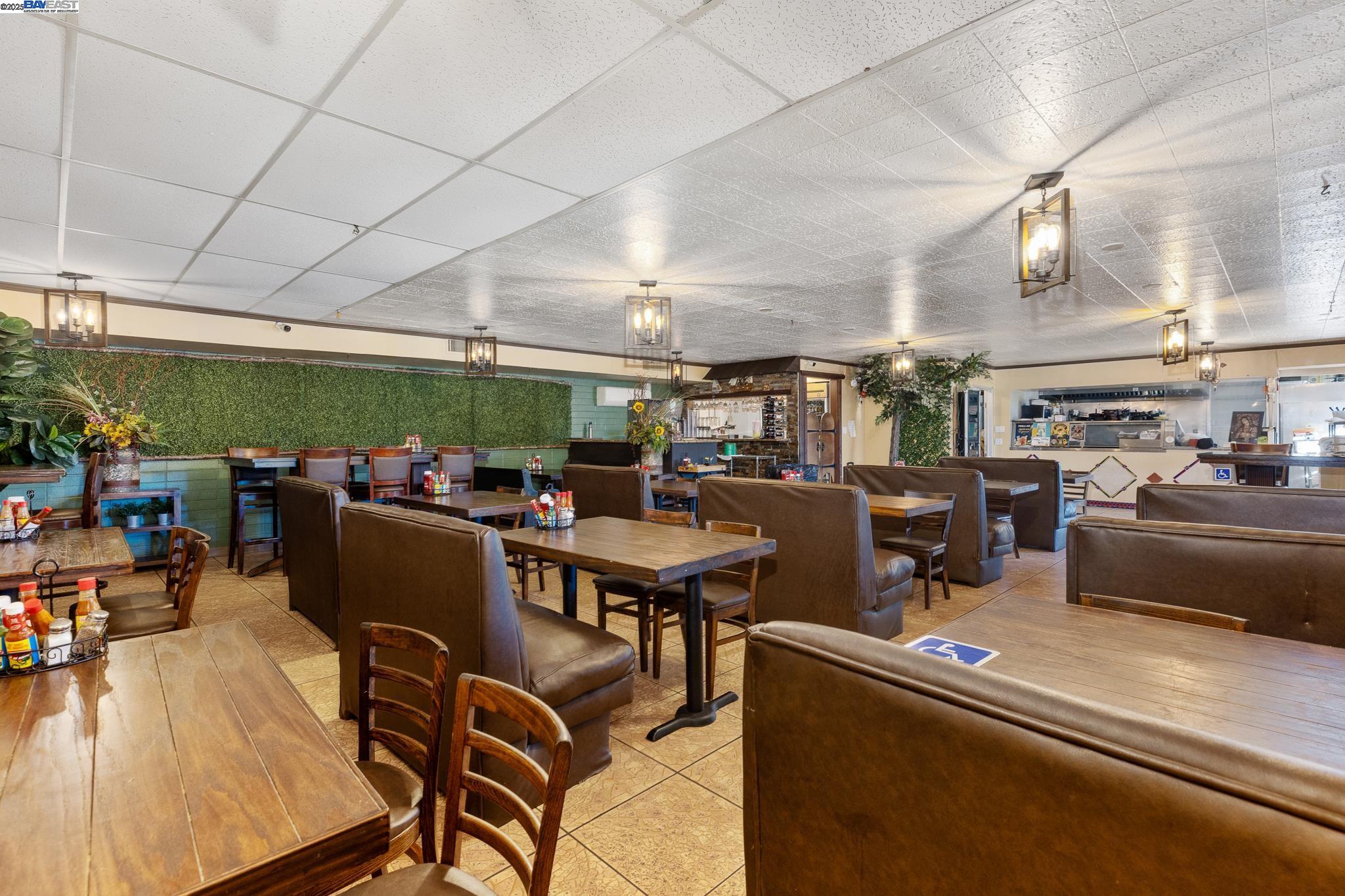 Detail Gallery Image 5 of 32 For 3829 Foothill Blvd, Oakland,  CA 94601 - – Beds | – Baths