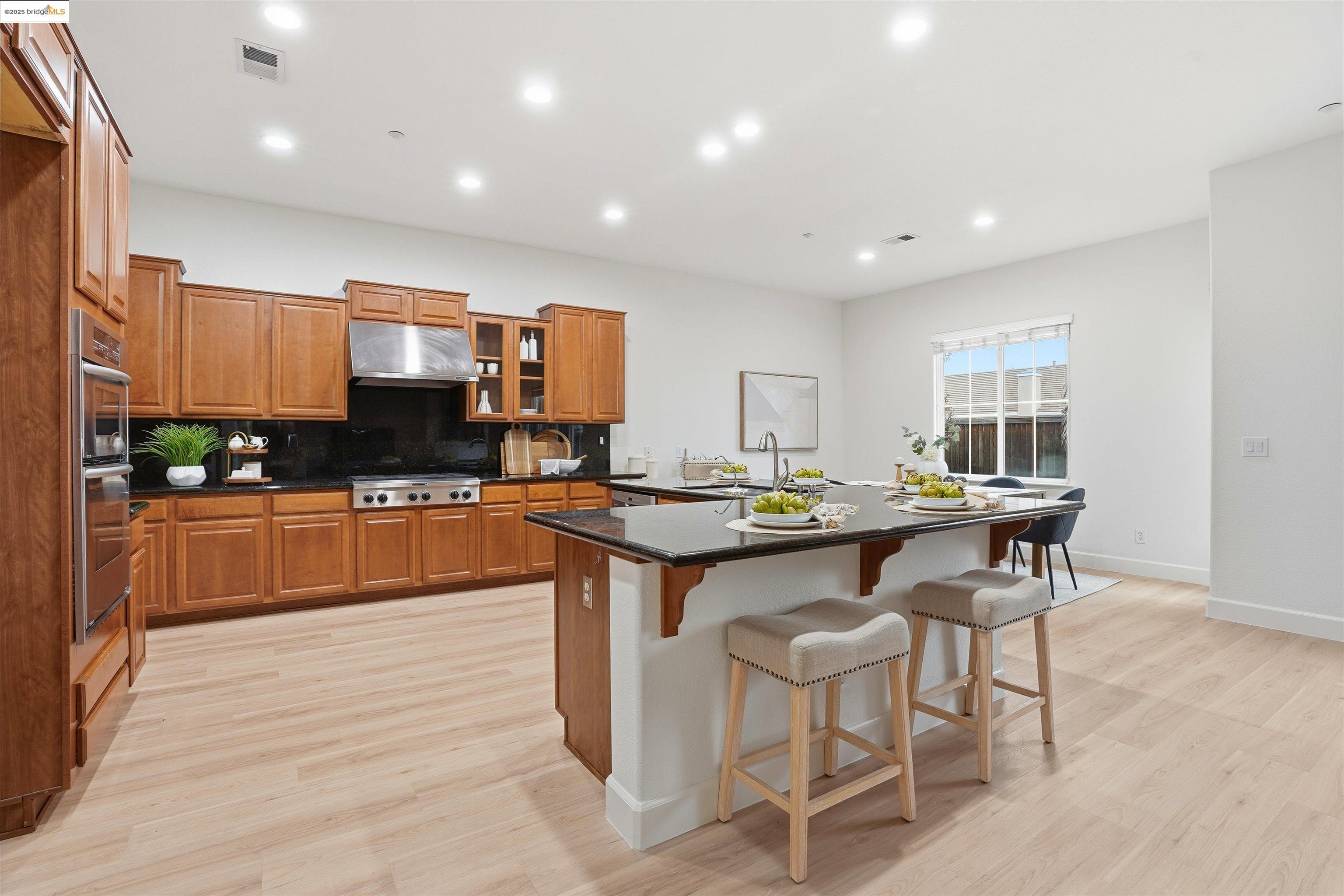 Detail Gallery Image 14 of 44 For 2910 Mesa Oak Ct, Brentwood,  CA 94513 - 5 Beds | 3 Baths