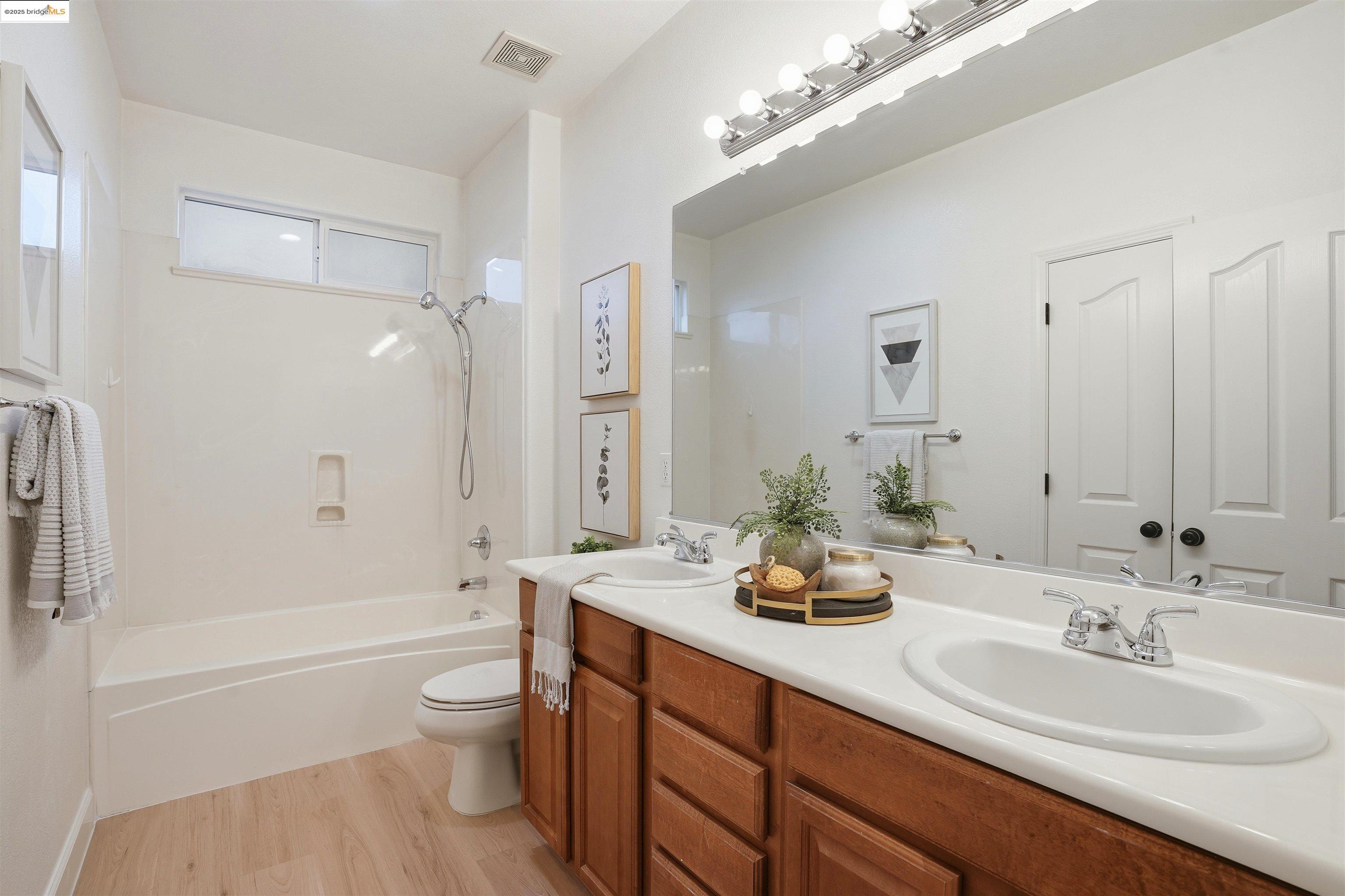 Detail Gallery Image 36 of 44 For 2910 Mesa Oak Ct, Brentwood,  CA 94513 - 5 Beds | 3 Baths