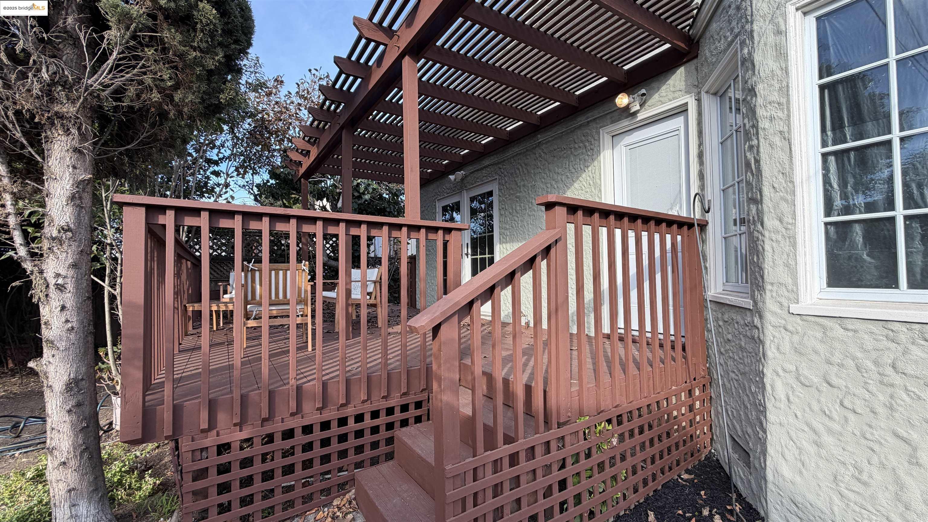 Detail Gallery Image 11 of 38 For 869 Lassen St, Richmond,  CA 94805 - 3 Beds | 2 Baths