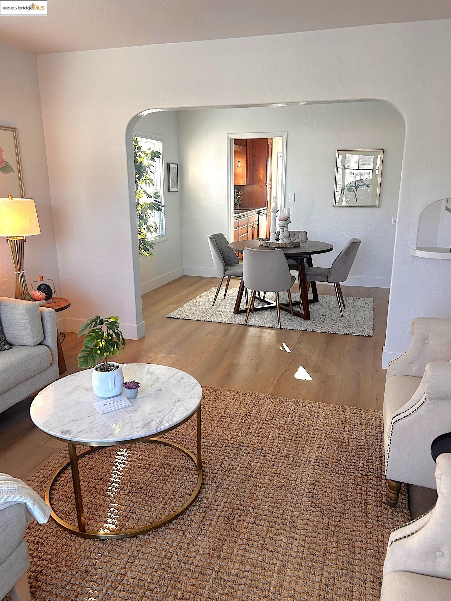 Detail Gallery Image 4 of 38 For 869 Lassen St, Richmond,  CA 94805 - 3 Beds | 2 Baths