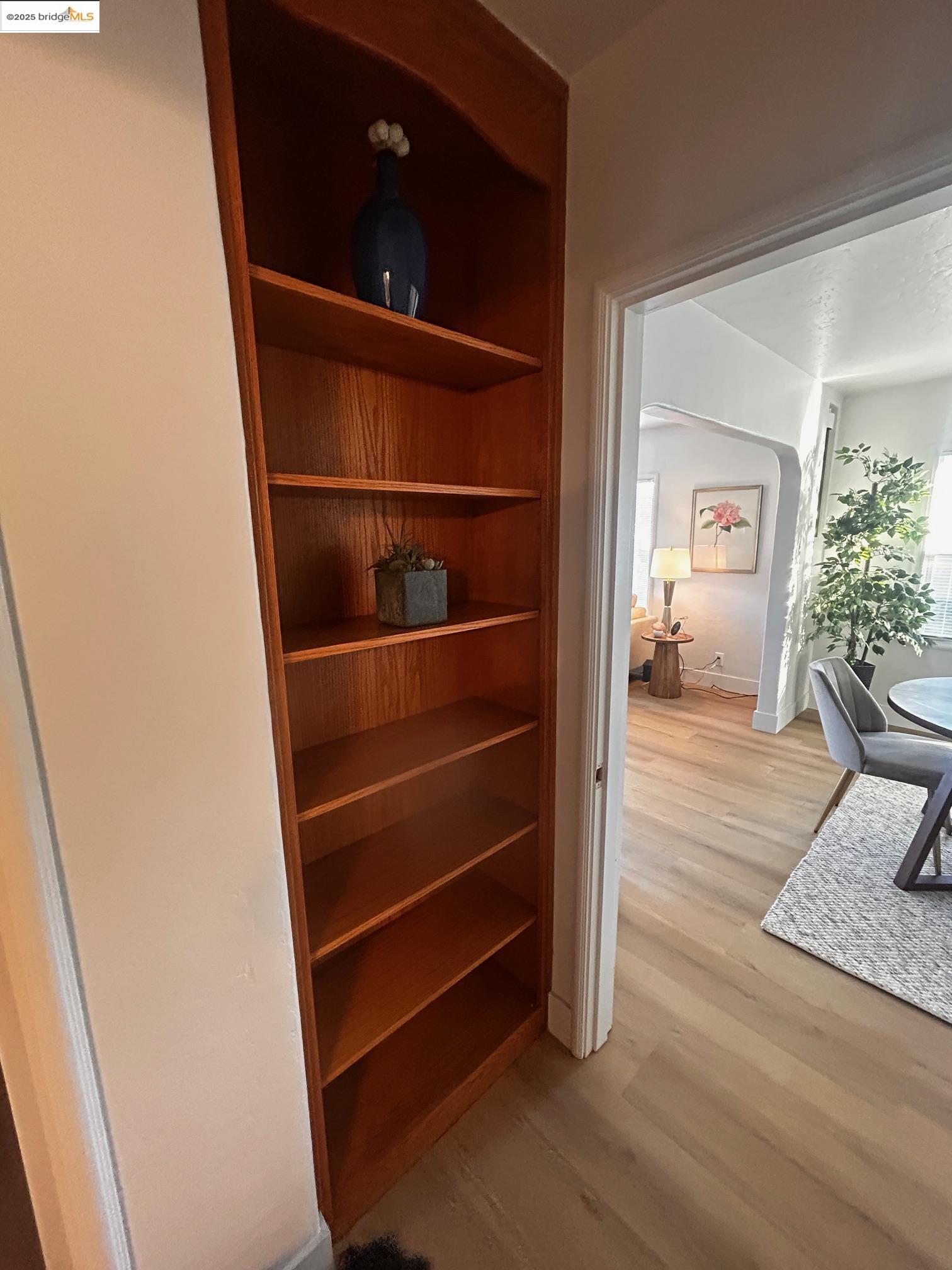 Detail Gallery Image 8 of 38 For 869 Lassen St, Richmond,  CA 94805 - 3 Beds | 2 Baths