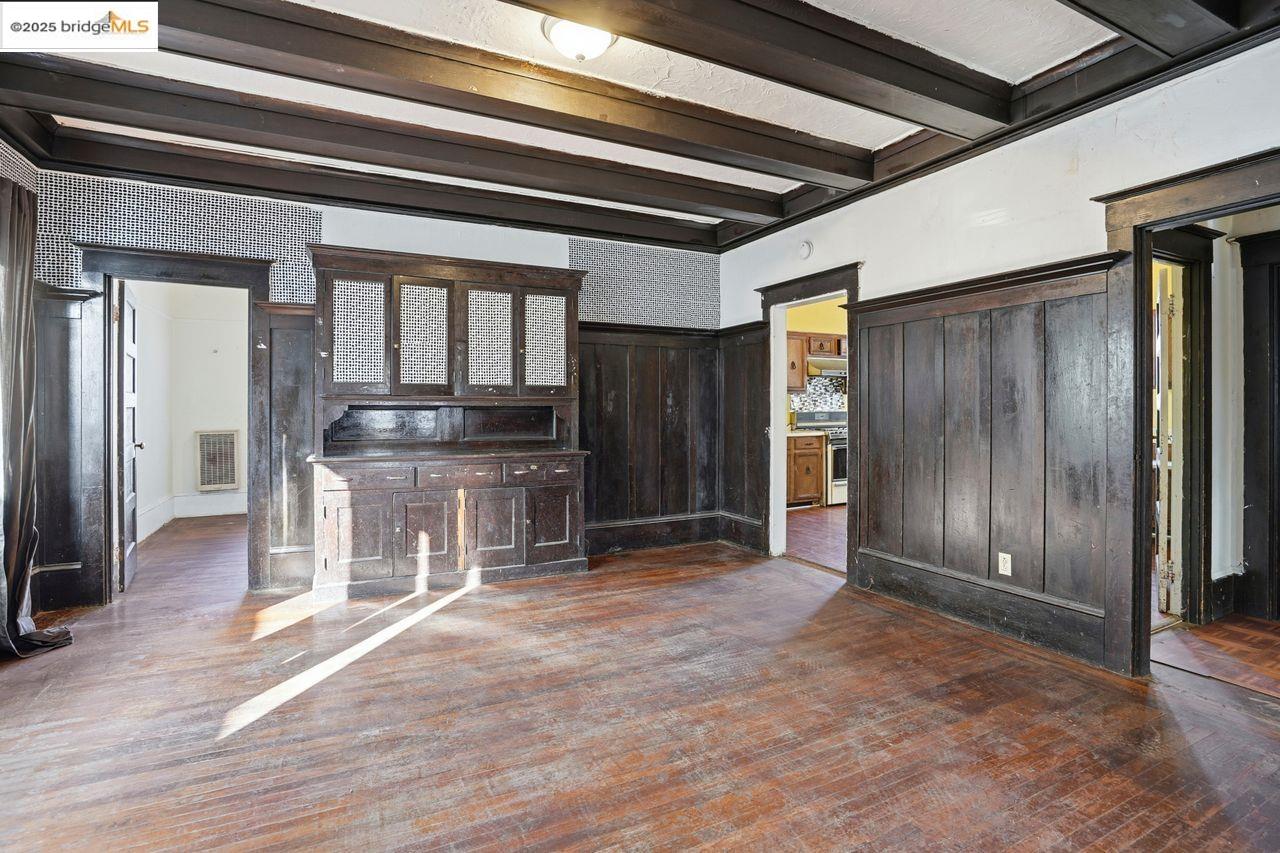 Detail Gallery Image 15 of 57 For 1068 Aileen St, Oakland,  CA 94608 - – Beds | – Baths