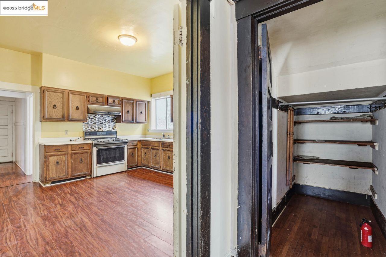 Detail Gallery Image 25 of 57 For 1068 Aileen St, Oakland,  CA 94608 - – Beds | – Baths