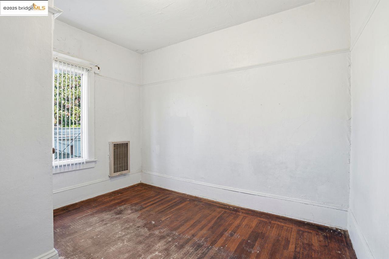 Detail Gallery Image 30 of 57 For 1068 Aileen St, Oakland,  CA 94608 - – Beds | – Baths