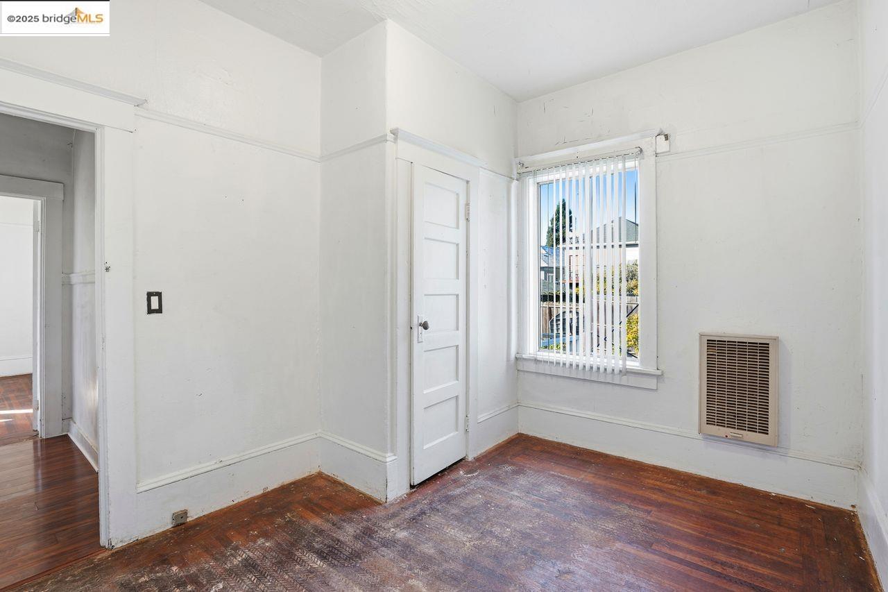 Detail Gallery Image 31 of 57 For 1068 Aileen St, Oakland,  CA 94608 - – Beds | – Baths