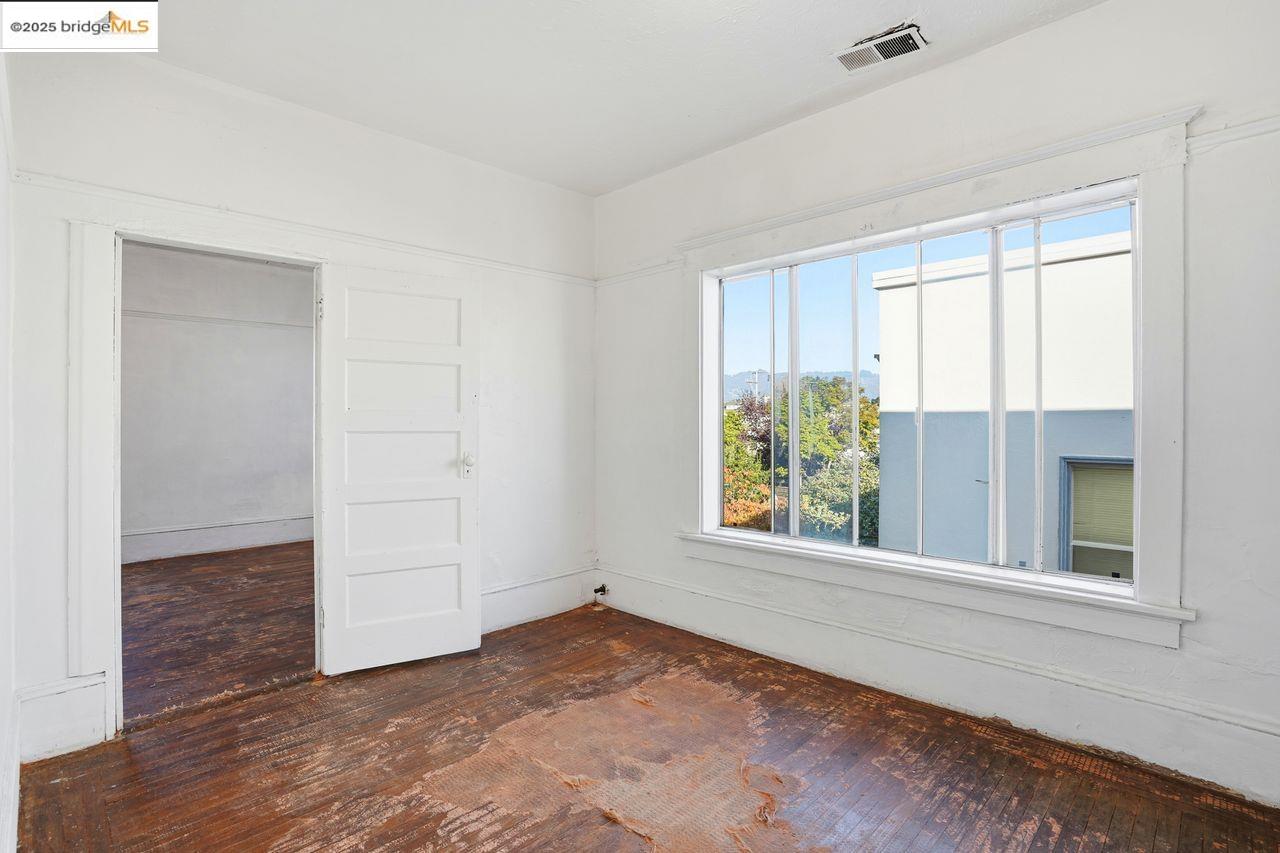 Detail Gallery Image 35 of 57 For 1068 Aileen St, Oakland,  CA 94608 - – Beds | – Baths