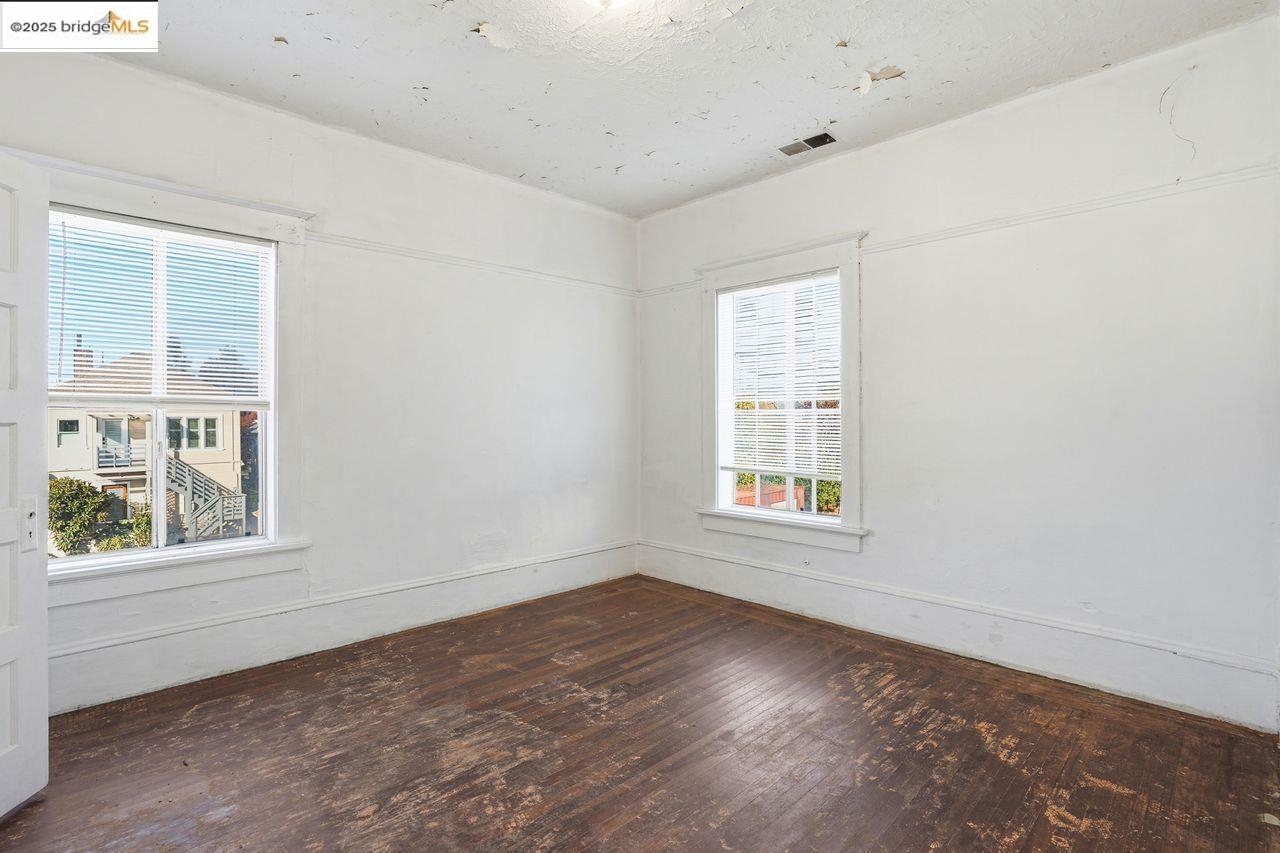 Detail Gallery Image 36 of 57 For 1068 Aileen St, Oakland,  CA 94608 - – Beds | – Baths