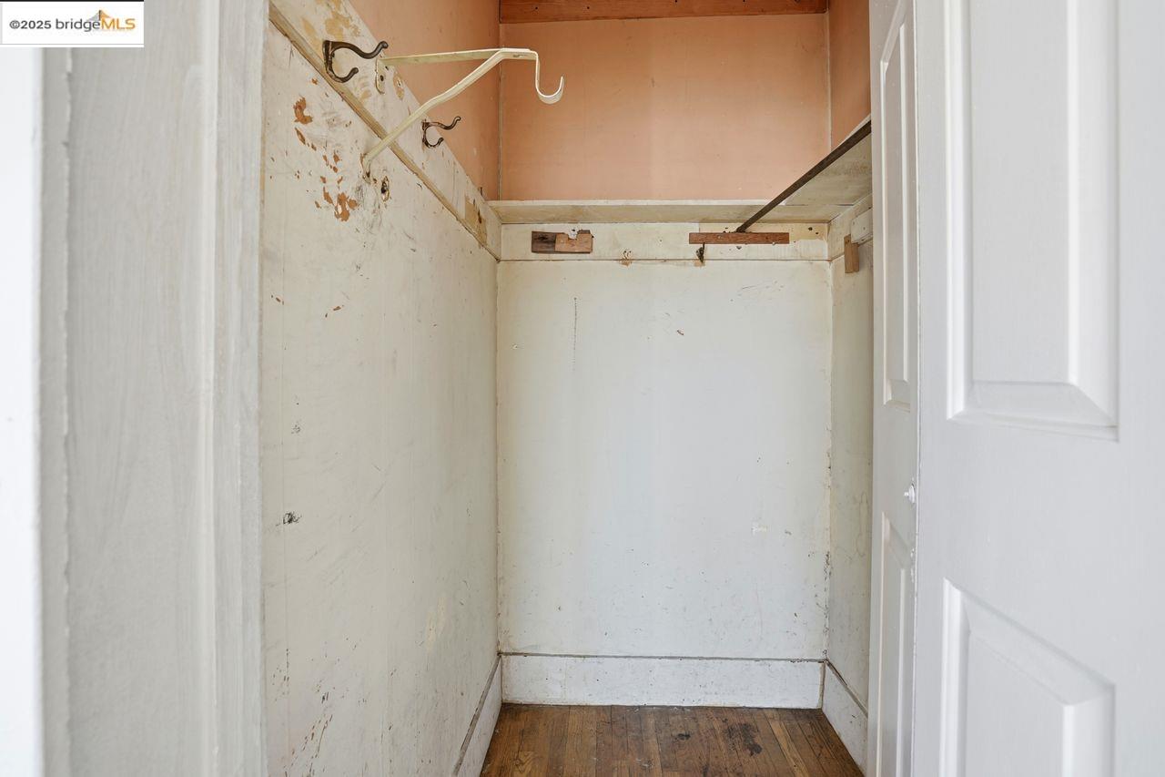 Detail Gallery Image 40 of 57 For 1068 Aileen St, Oakland,  CA 94608 - – Beds | – Baths