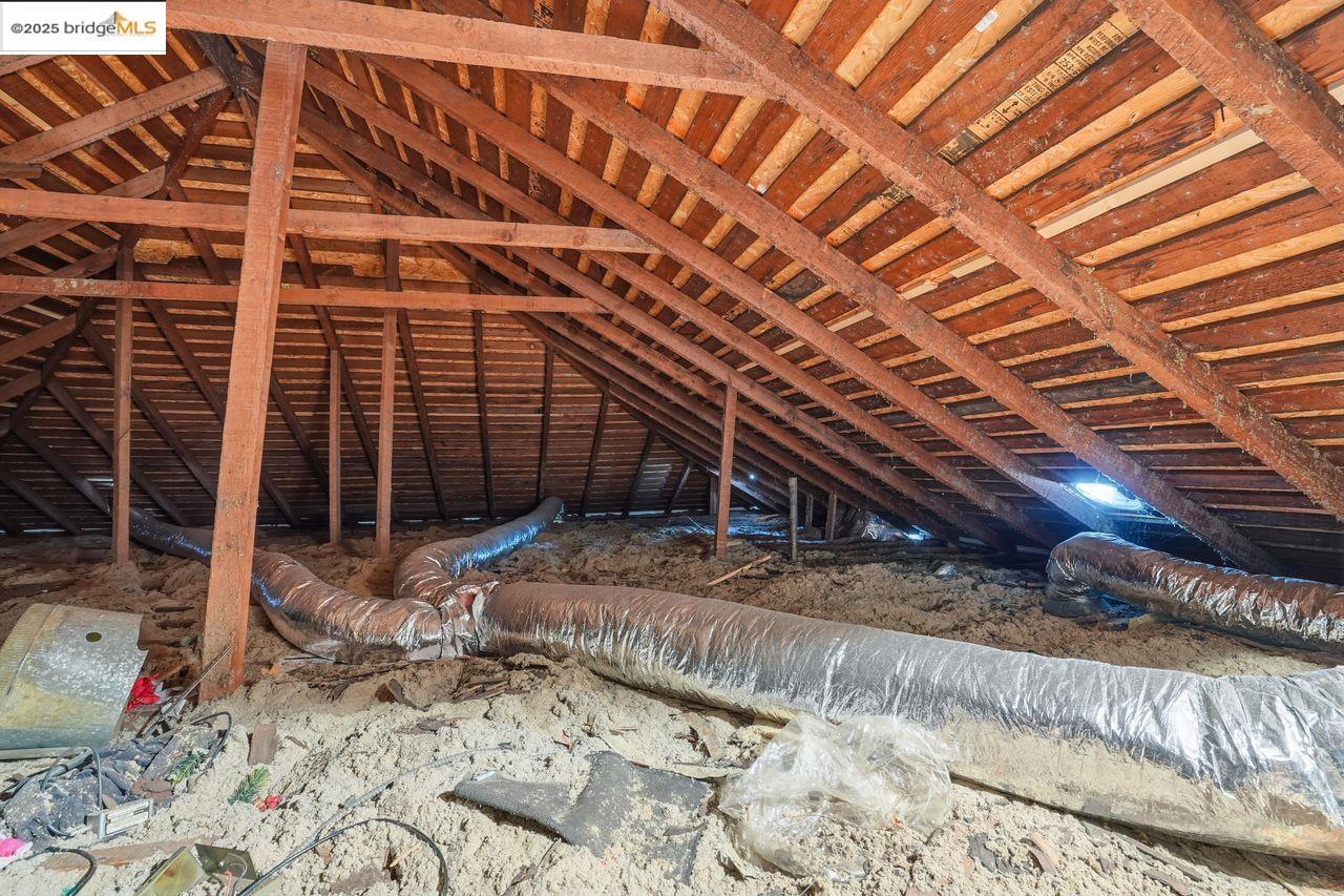 Detail Gallery Image 45 of 57 For 1068 Aileen St, Oakland,  CA 94608 - – Beds | – Baths