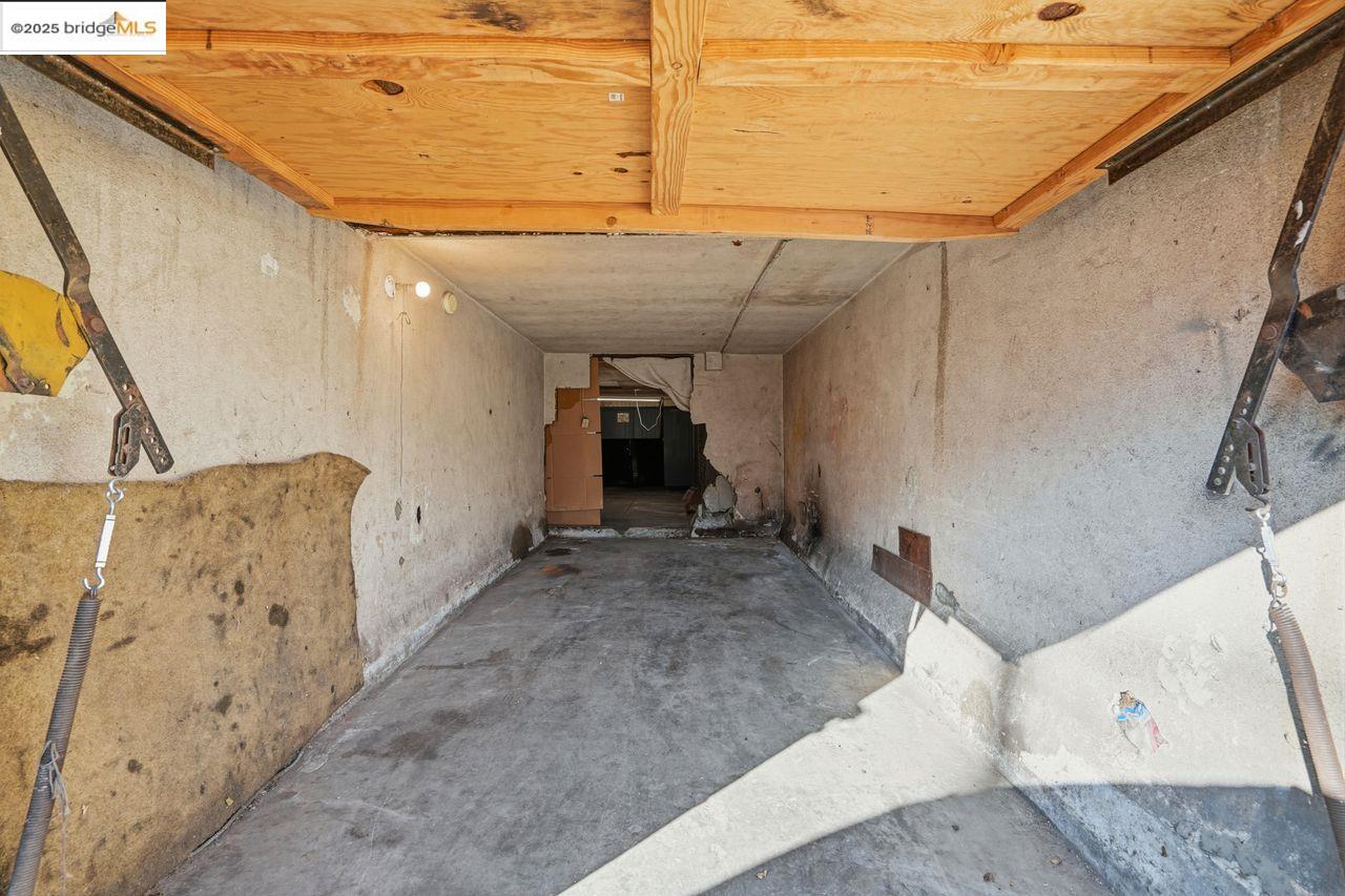 Detail Gallery Image 51 of 57 For 1068 Aileen St, Oakland,  CA 94608 - – Beds | – Baths