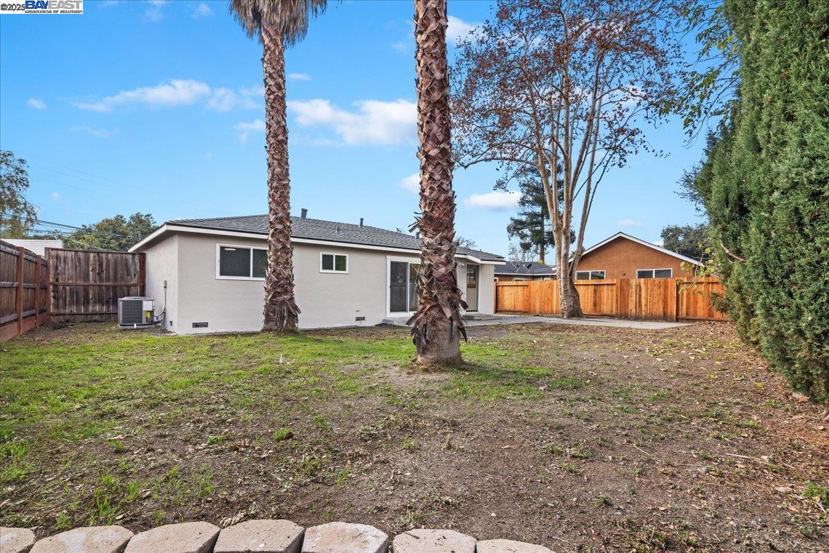 Detail Gallery Image 23 of 25 For 1154 Tilson Dr, Concord,  CA 94520-4215 - 3 Beds | 1 Baths