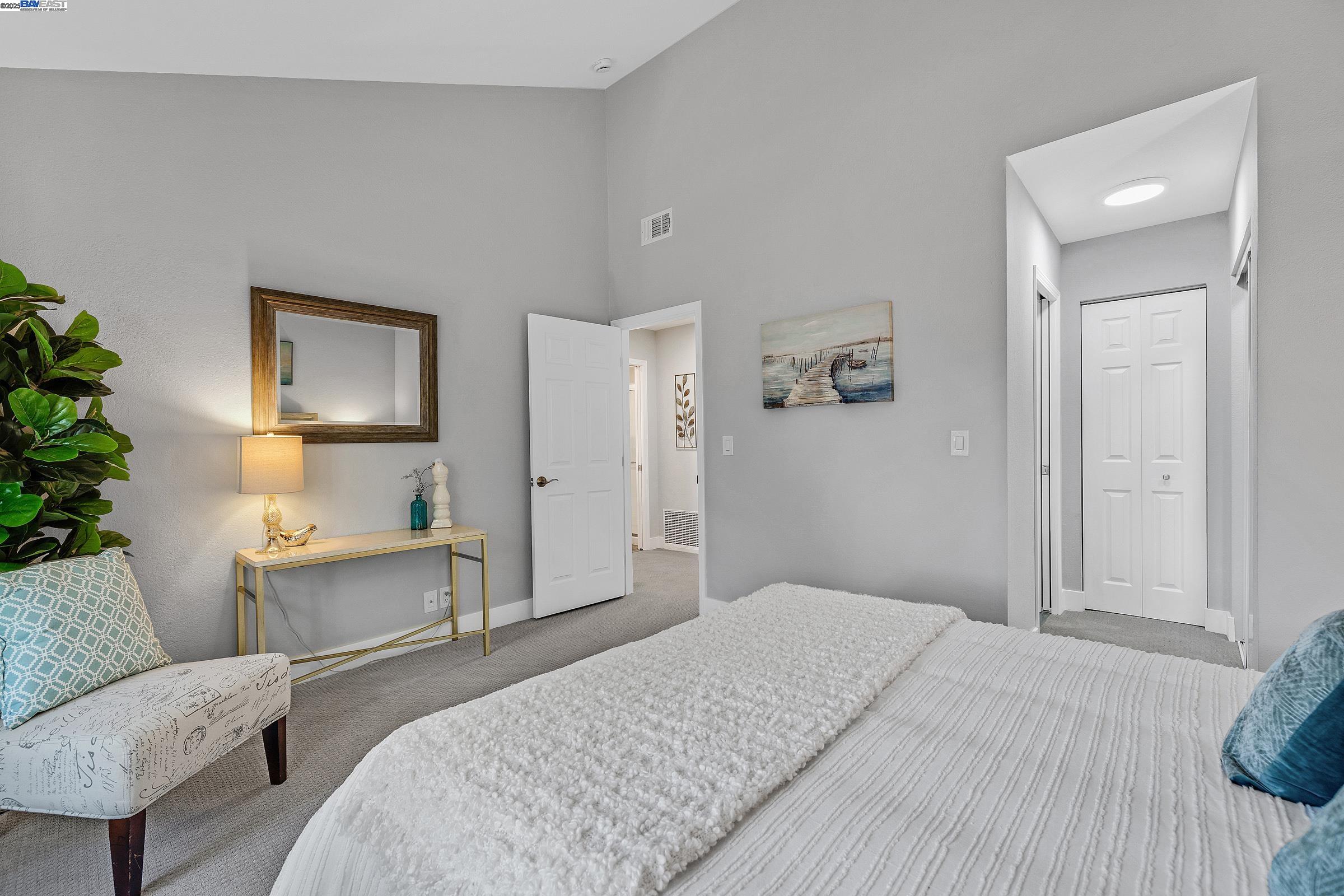 Photo #12: 41119123 Listing: Photo #12