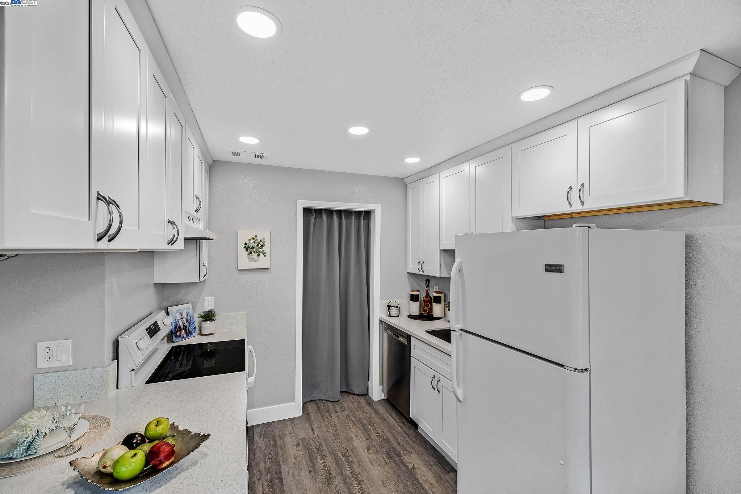 Photo #6: 41119123 Listing: Photo #6