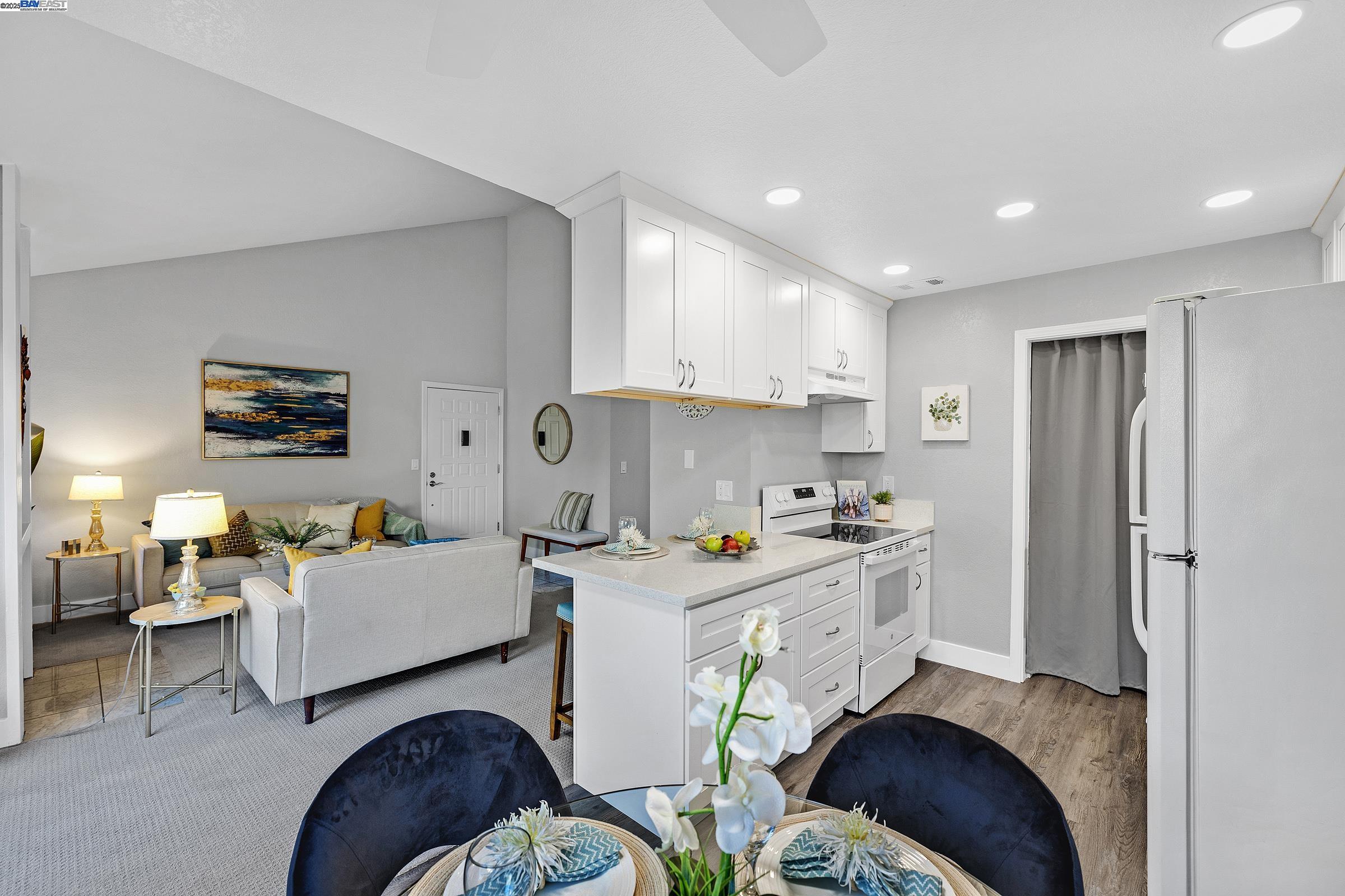 Photo #9: 41119123 Listing: Photo #9