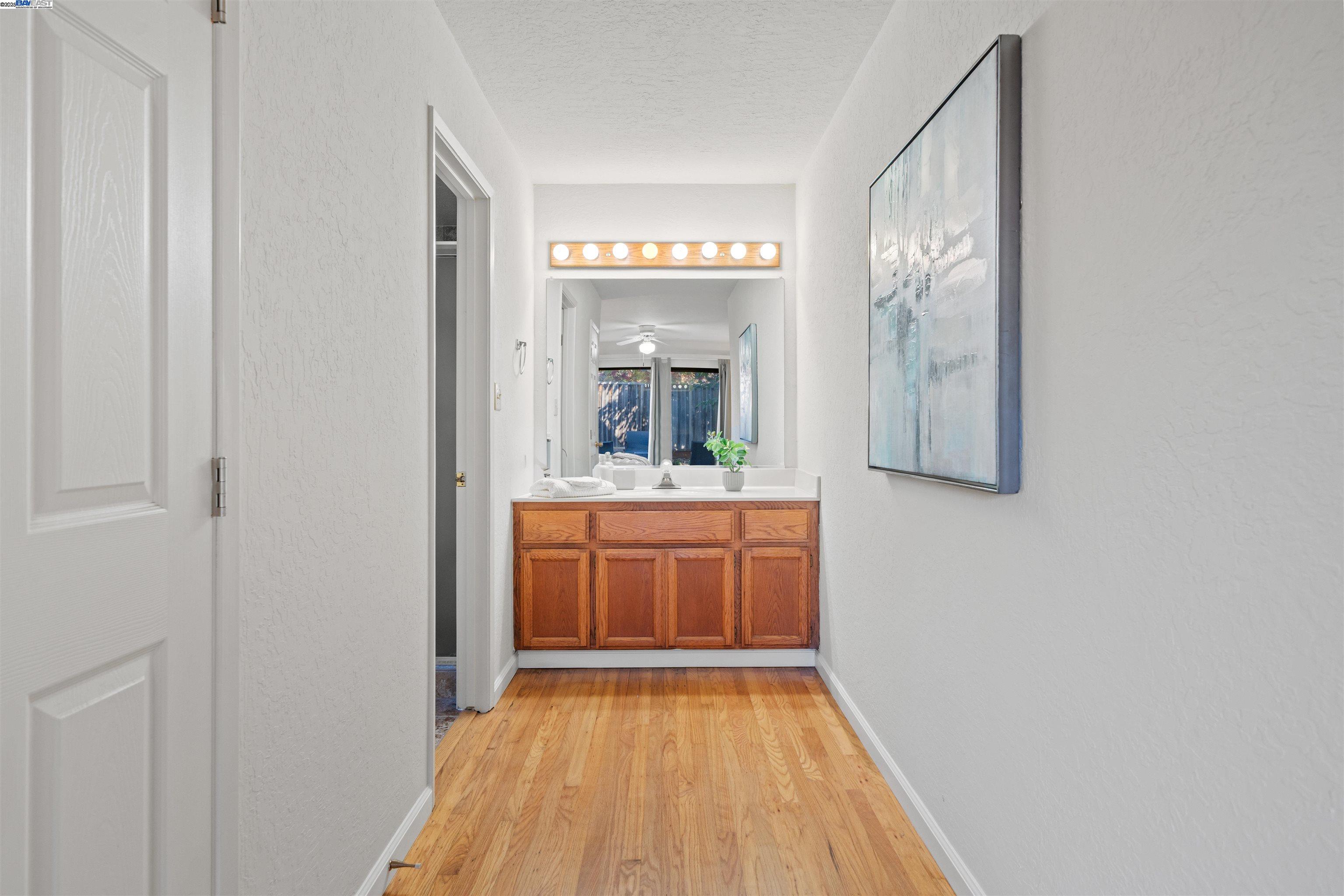 Detail Gallery Image 17 of 48 For 3393 Sutton Loop, Fremont,  CA 94536 - 4 Beds | 3 Baths