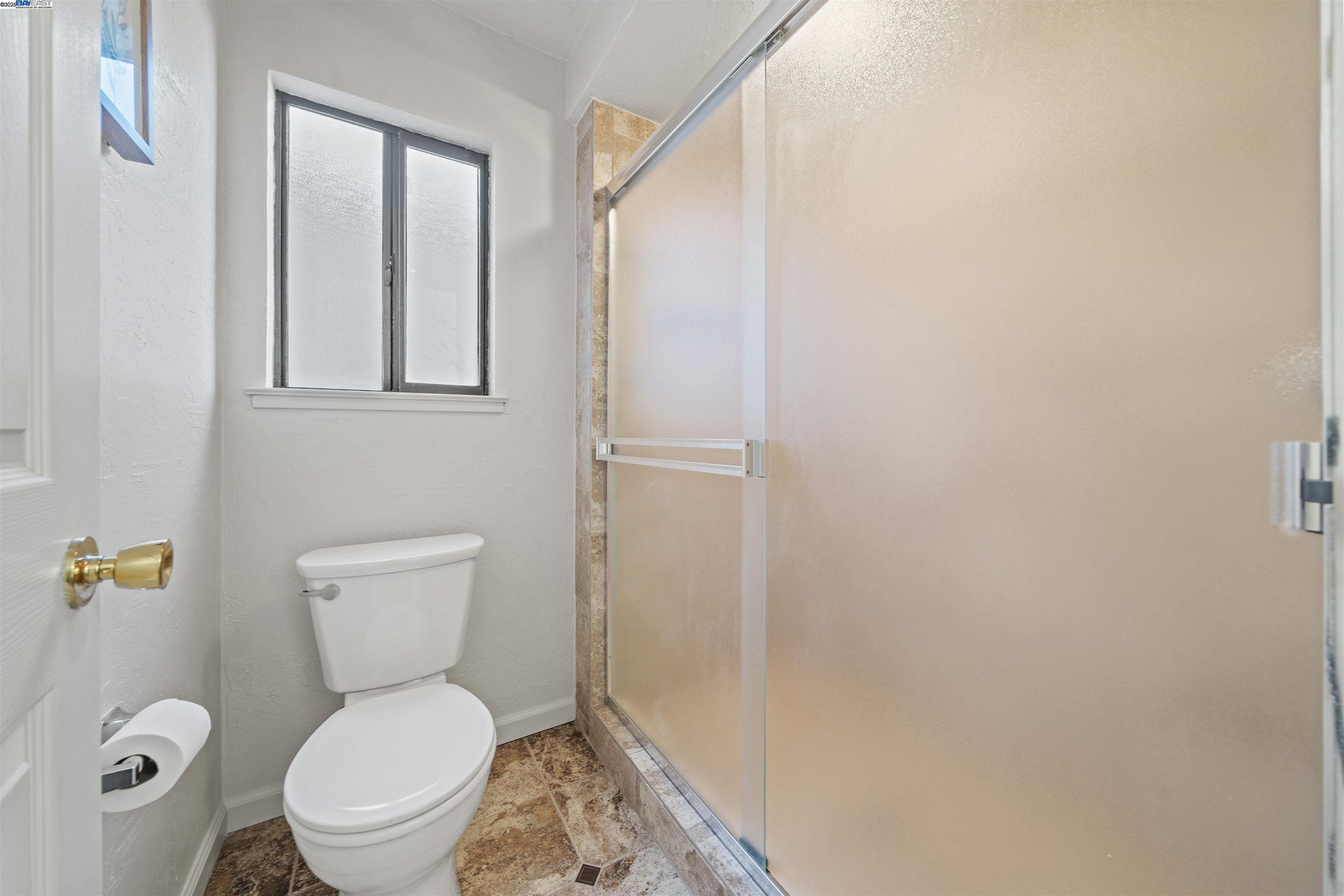 Detail Gallery Image 19 of 48 For 3393 Sutton Loop, Fremont,  CA 94536 - 4 Beds | 3 Baths