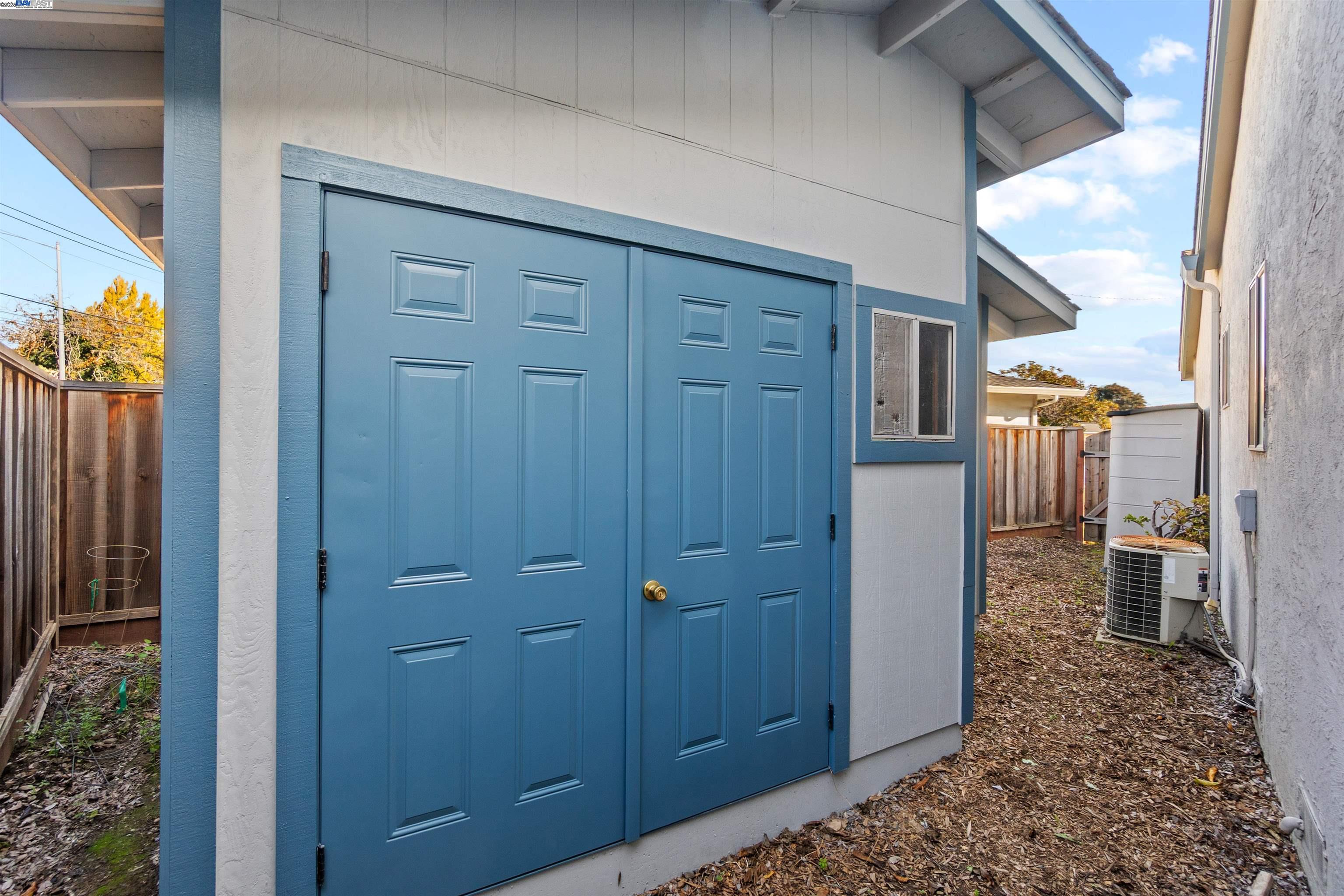 Detail Gallery Image 40 of 48 For 3393 Sutton Loop, Fremont,  CA 94536 - 4 Beds | 3 Baths