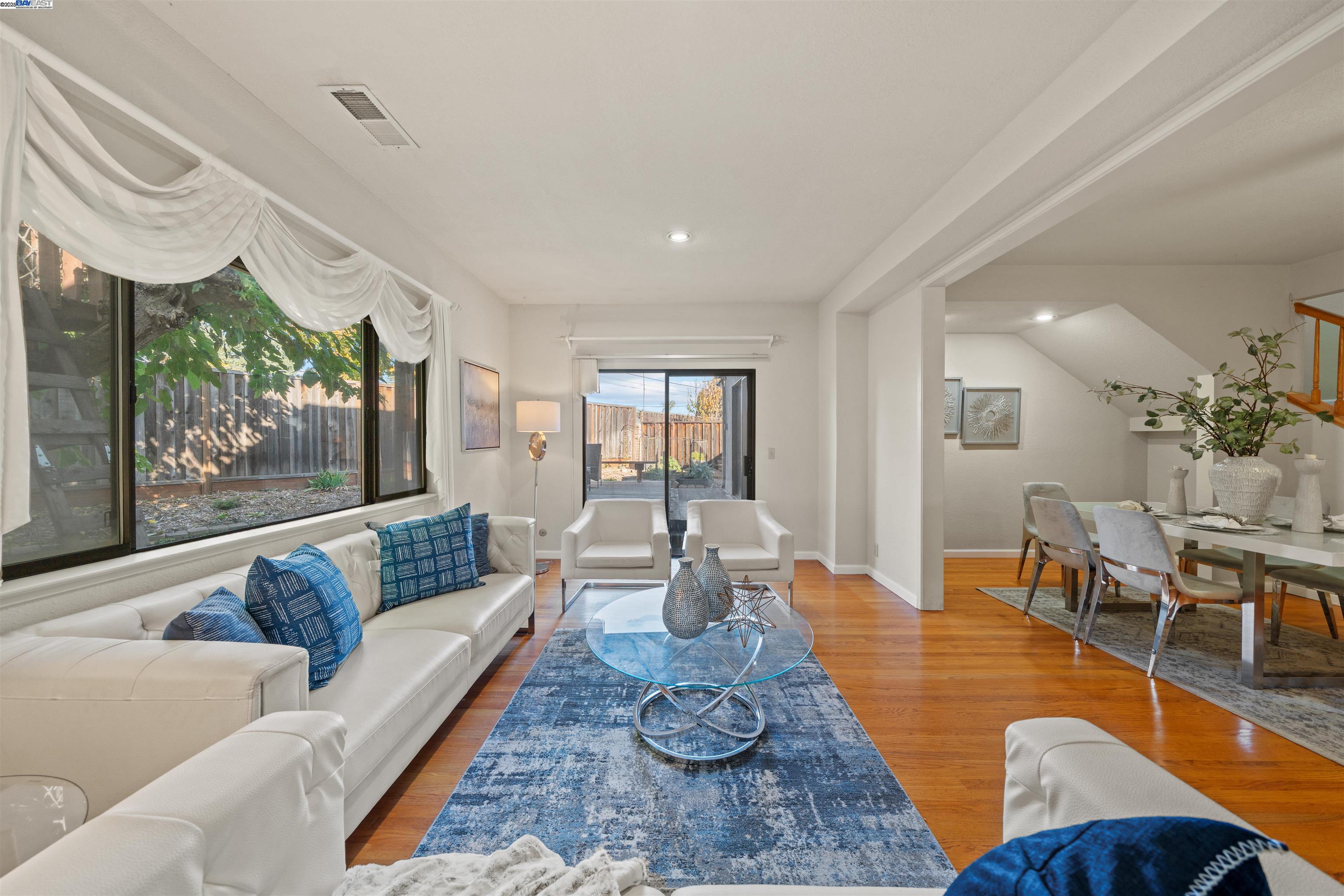 Detail Gallery Image 5 of 48 For 3393 Sutton Loop, Fremont,  CA 94536 - 4 Beds | 3 Baths