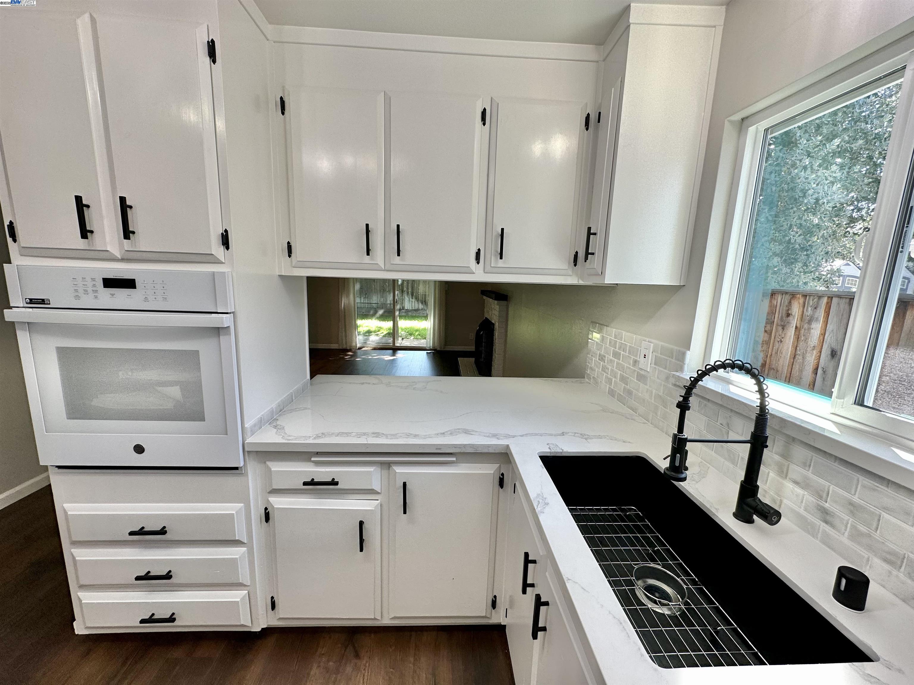 Detail Gallery Image 11 of 42 For 1243 Missouri Dr, Concord,  CA 94521 - 4 Beds | 2 Baths