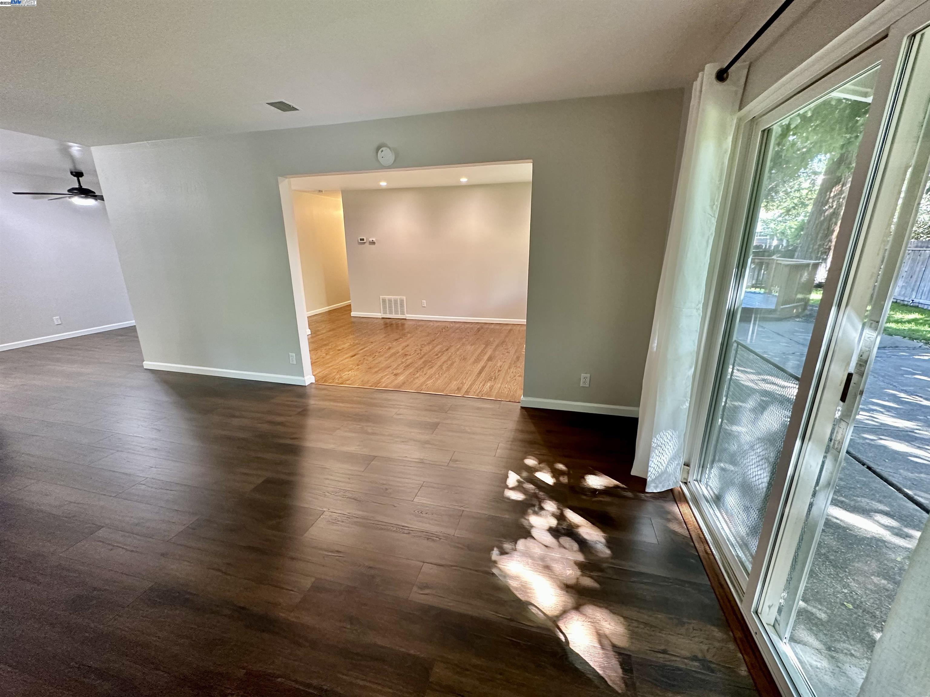 Detail Gallery Image 16 of 42 For 1243 Missouri Dr, Concord,  CA 94521 - 4 Beds | 2 Baths