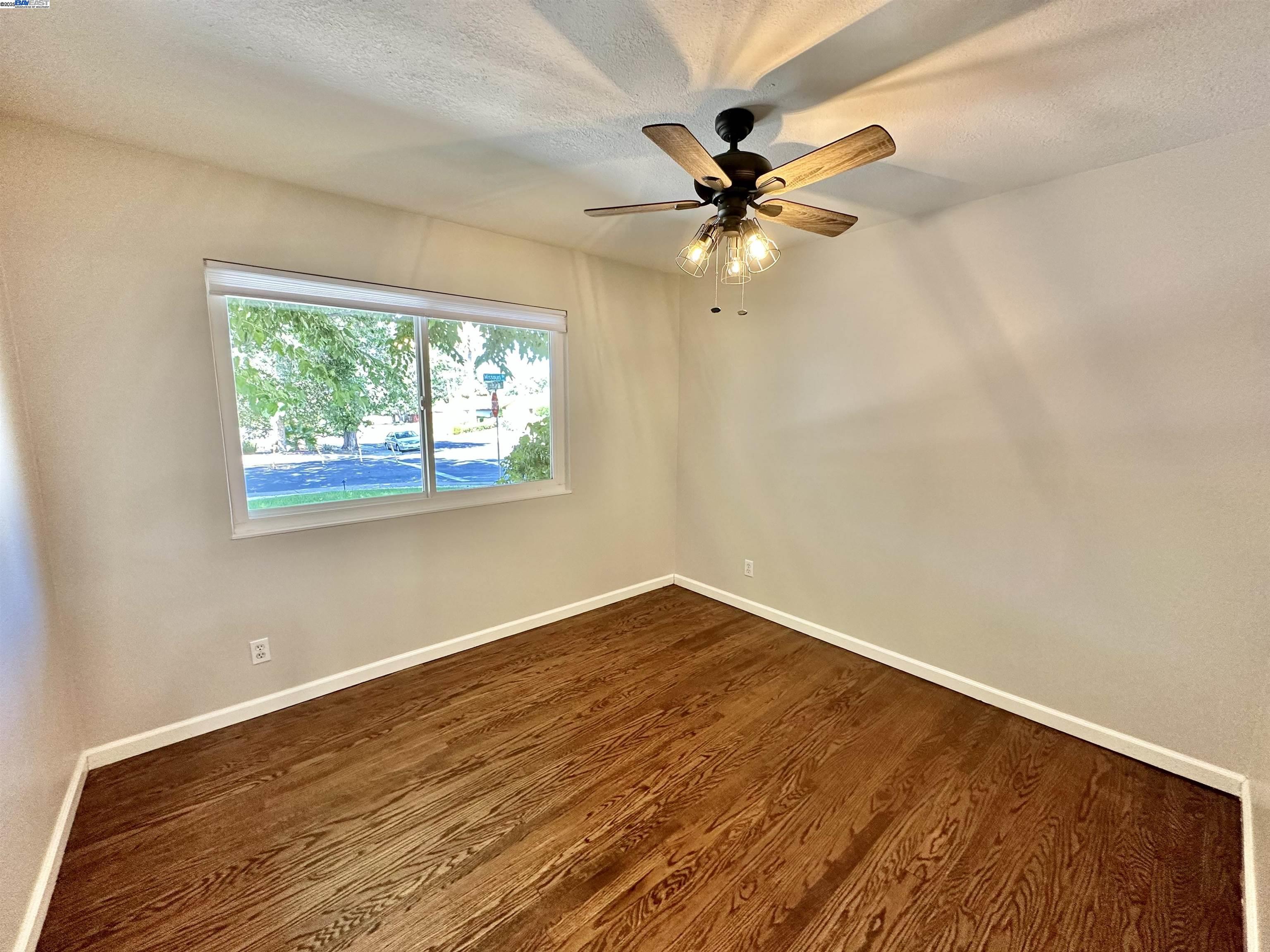 Detail Gallery Image 27 of 42 For 1243 Missouri Dr, Concord,  CA 94521 - 4 Beds | 2 Baths