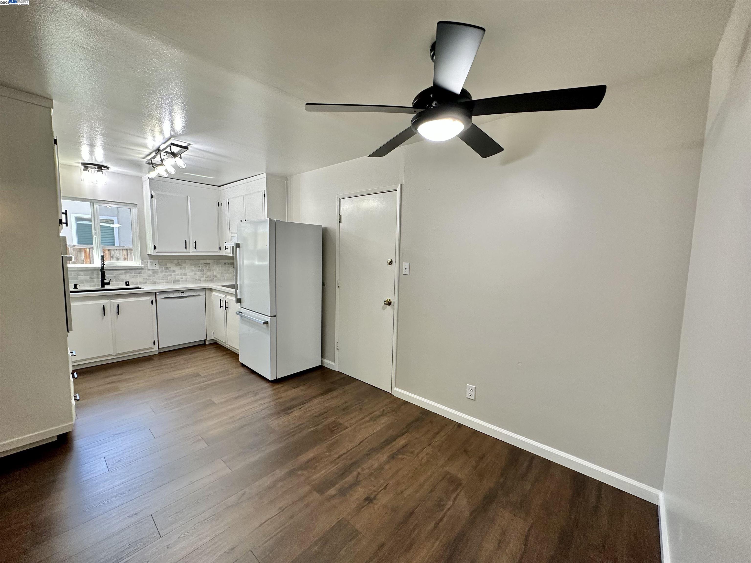 Detail Gallery Image 7 of 42 For 1243 Missouri Dr, Concord,  CA 94521 - 4 Beds | 2 Baths