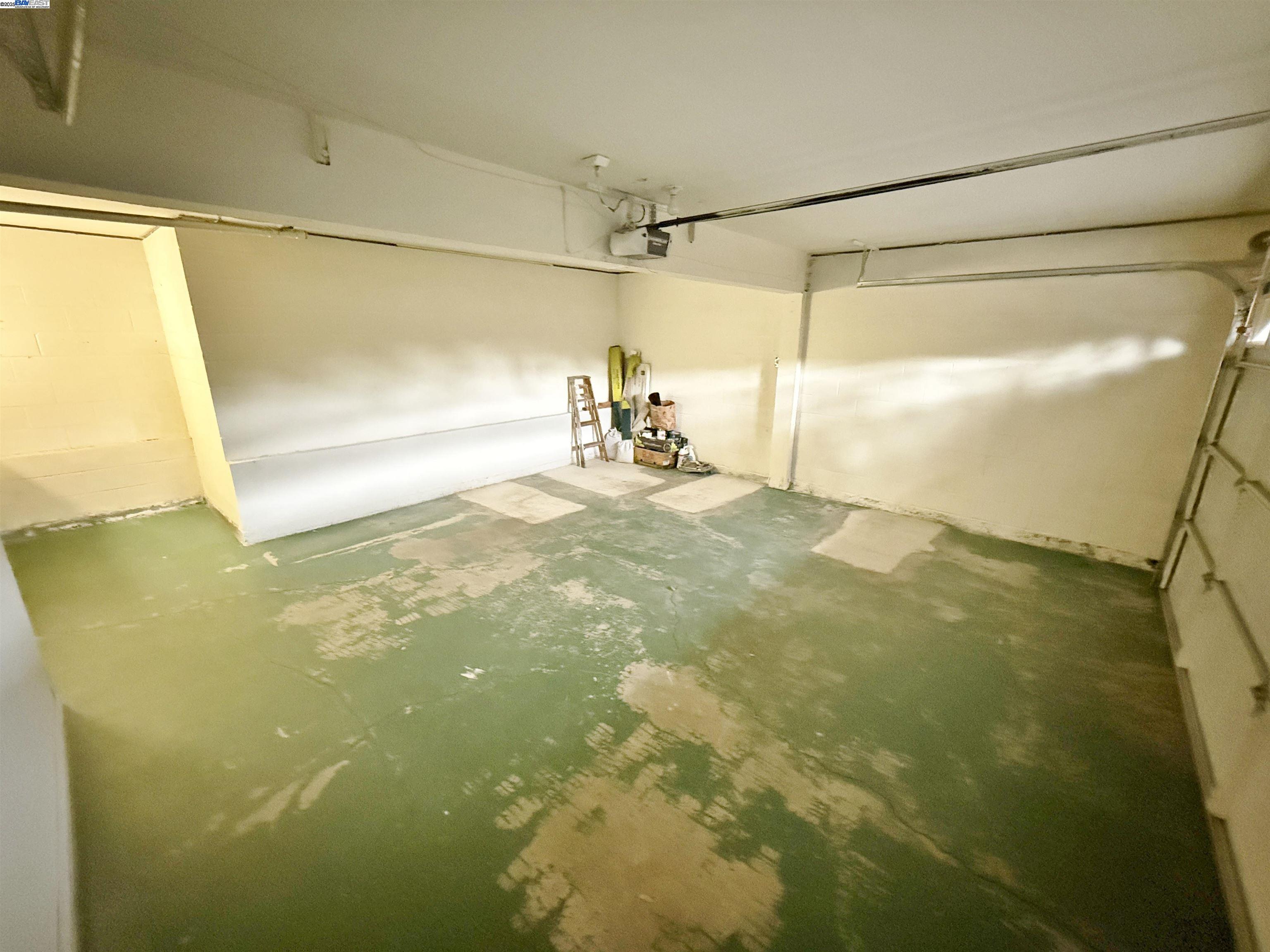 Photo #16: 41119127 Listing: Photo #16